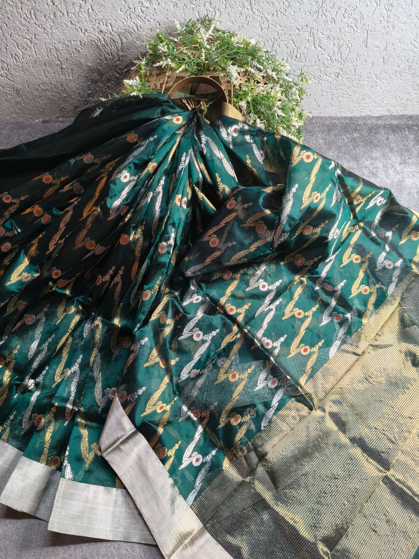 GREEN PATTU SILK PURE HANDLOOM CHANDERI SAREE