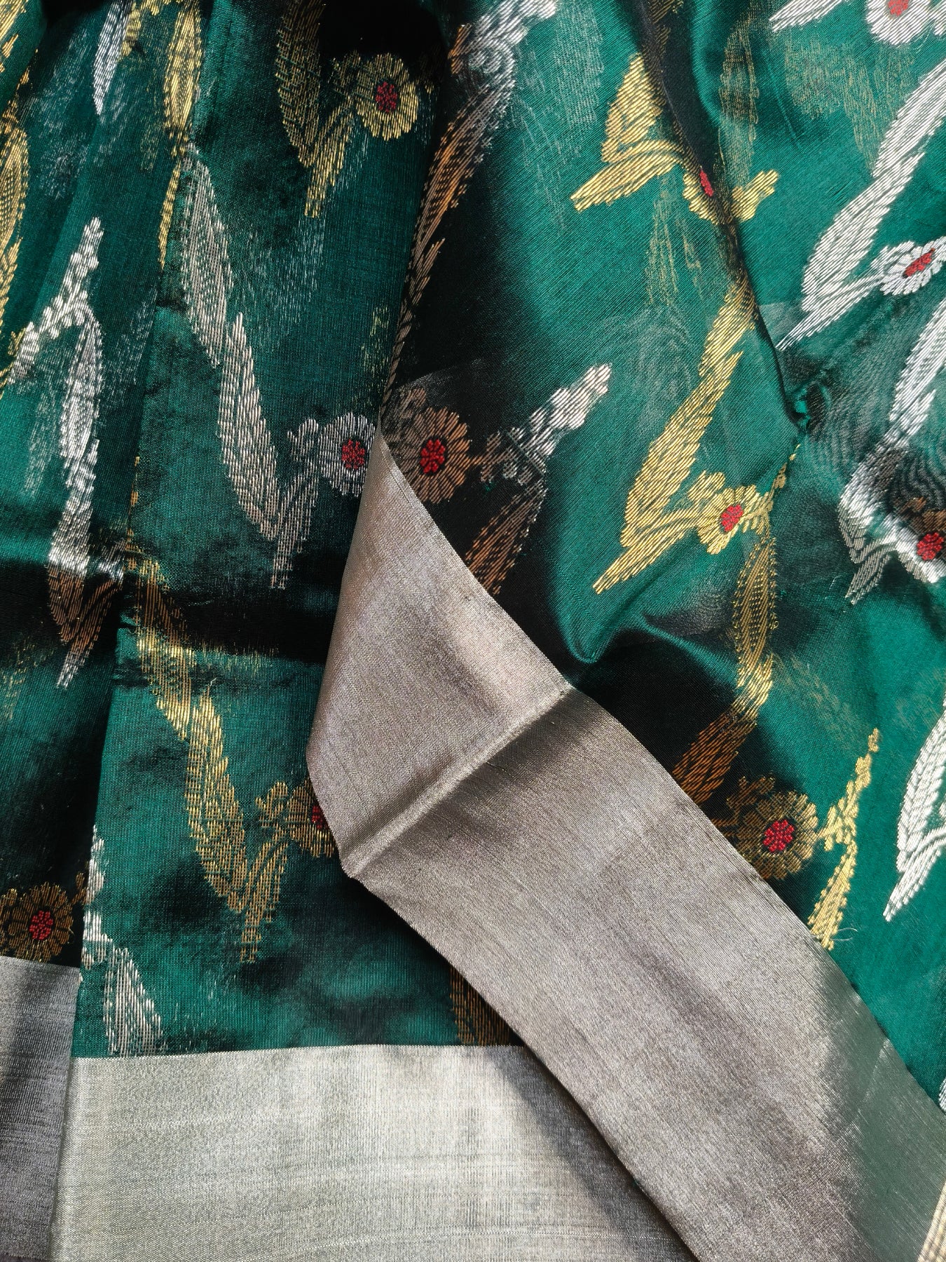 GREEN PATTU SILK PURE HANDLOOM CHANDERI SAREE