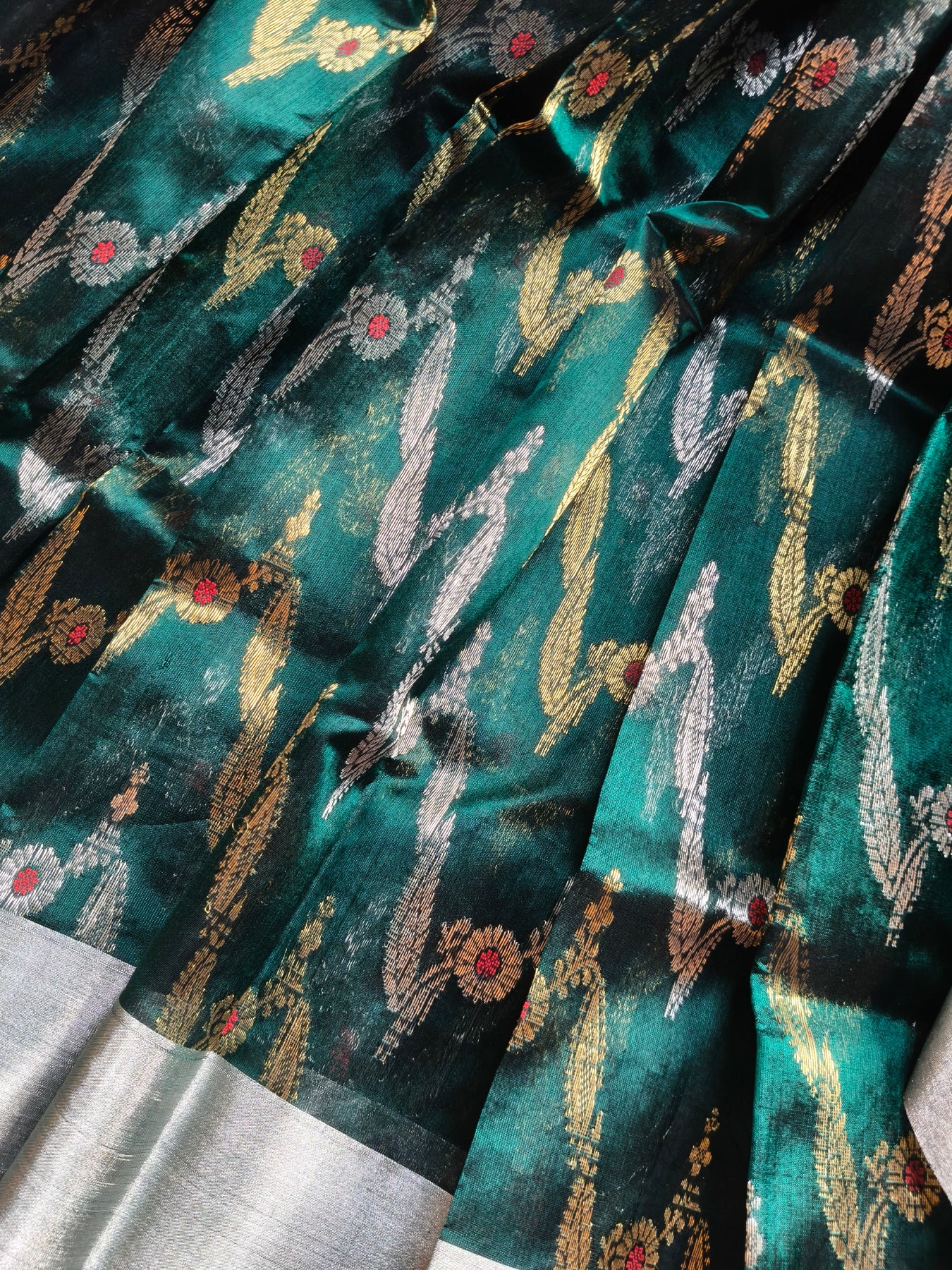 GREEN PATTU SILK PURE HANDLOOM CHANDERI SAREE