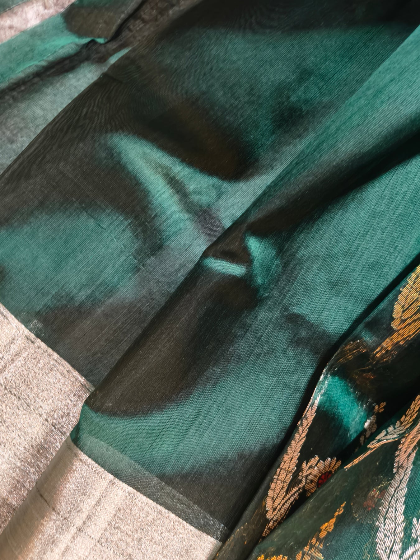 GREEN PATTU SILK PURE HANDLOOM CHANDERI SAREE