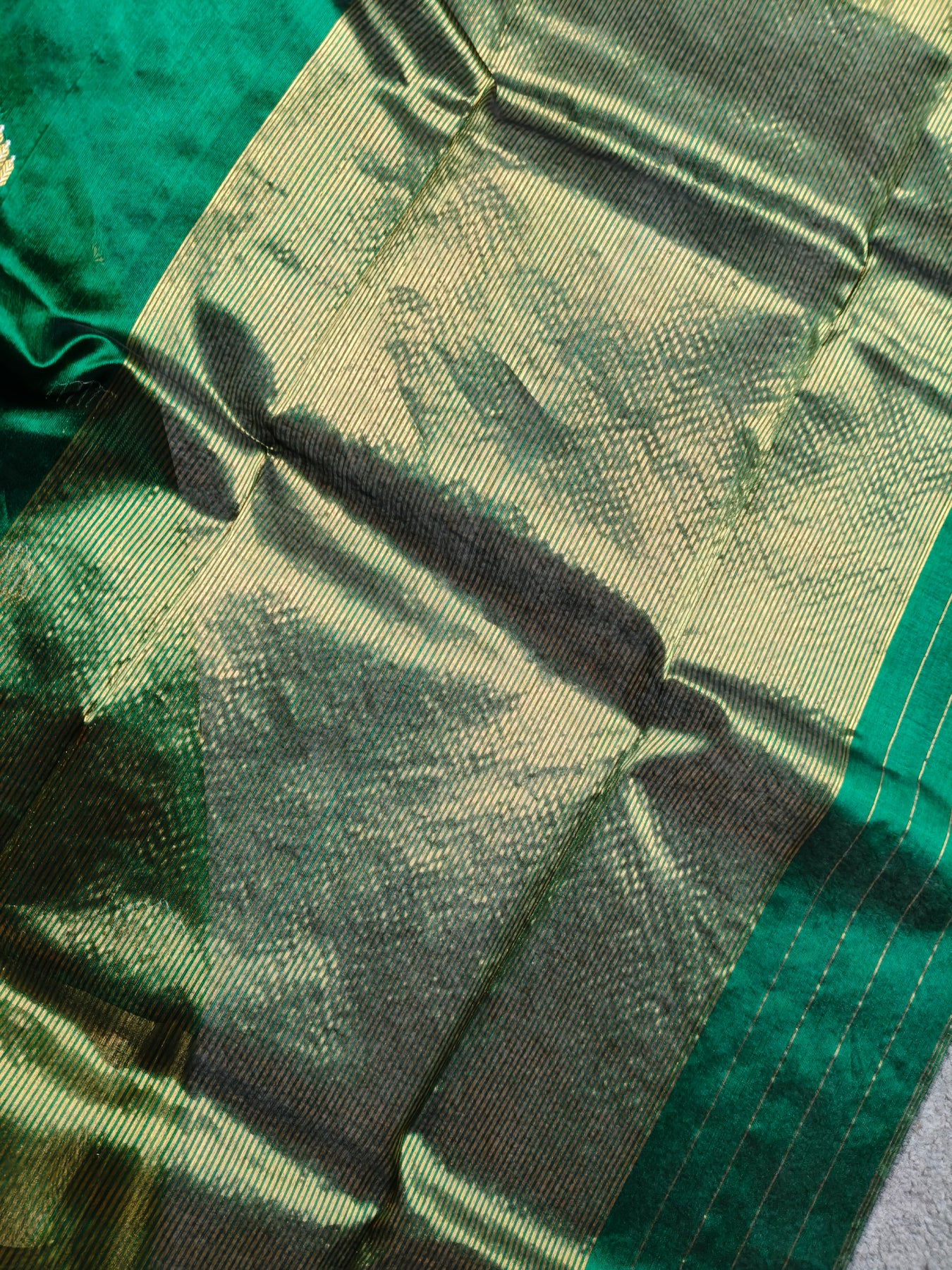 BOTTLE GREEN SILK PURE HANDLOOM EK NALIYA CHANDERI SAREE
