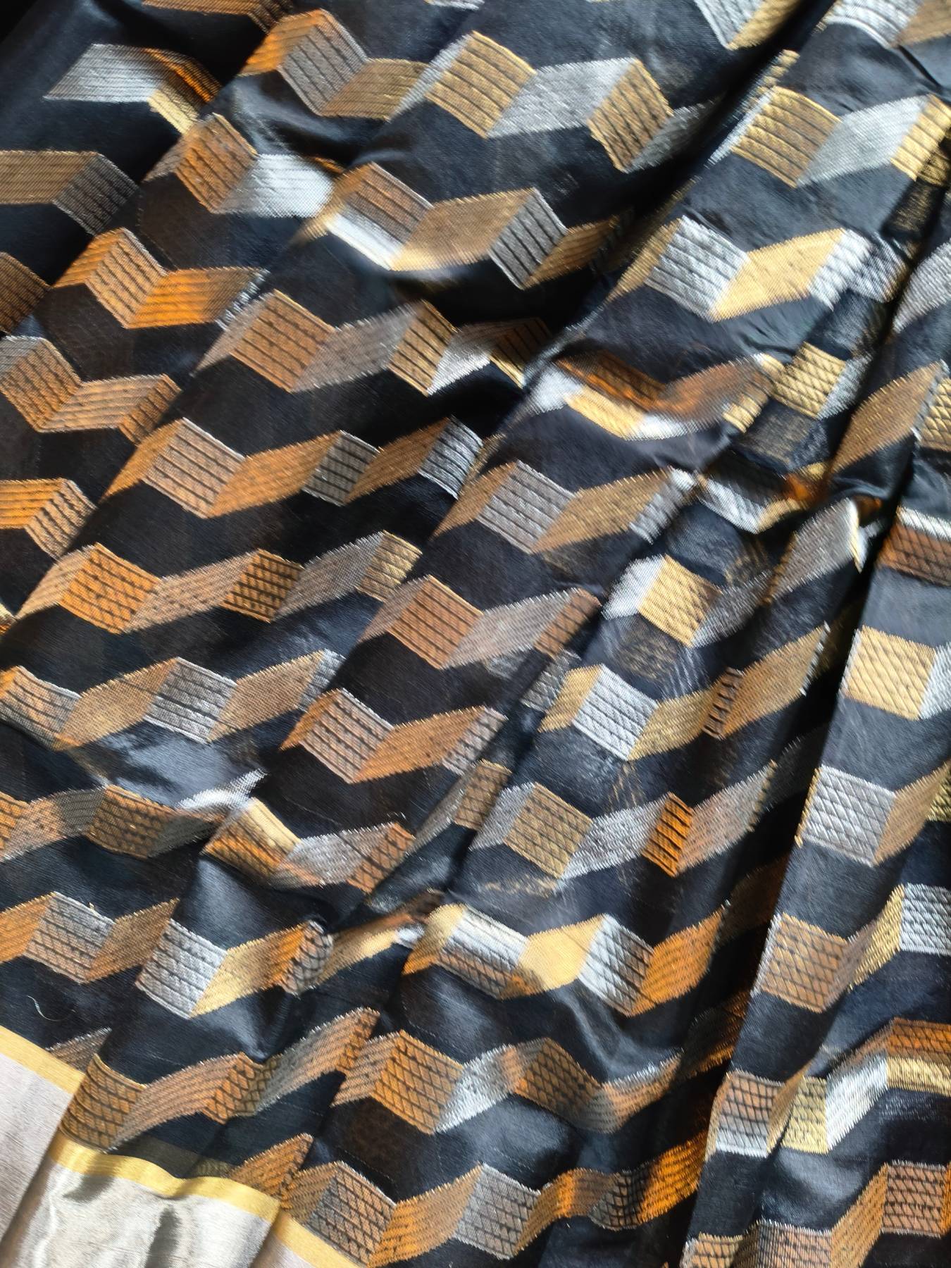 BLACK SILK PURE HANDLOOM CHANDERI SAREE