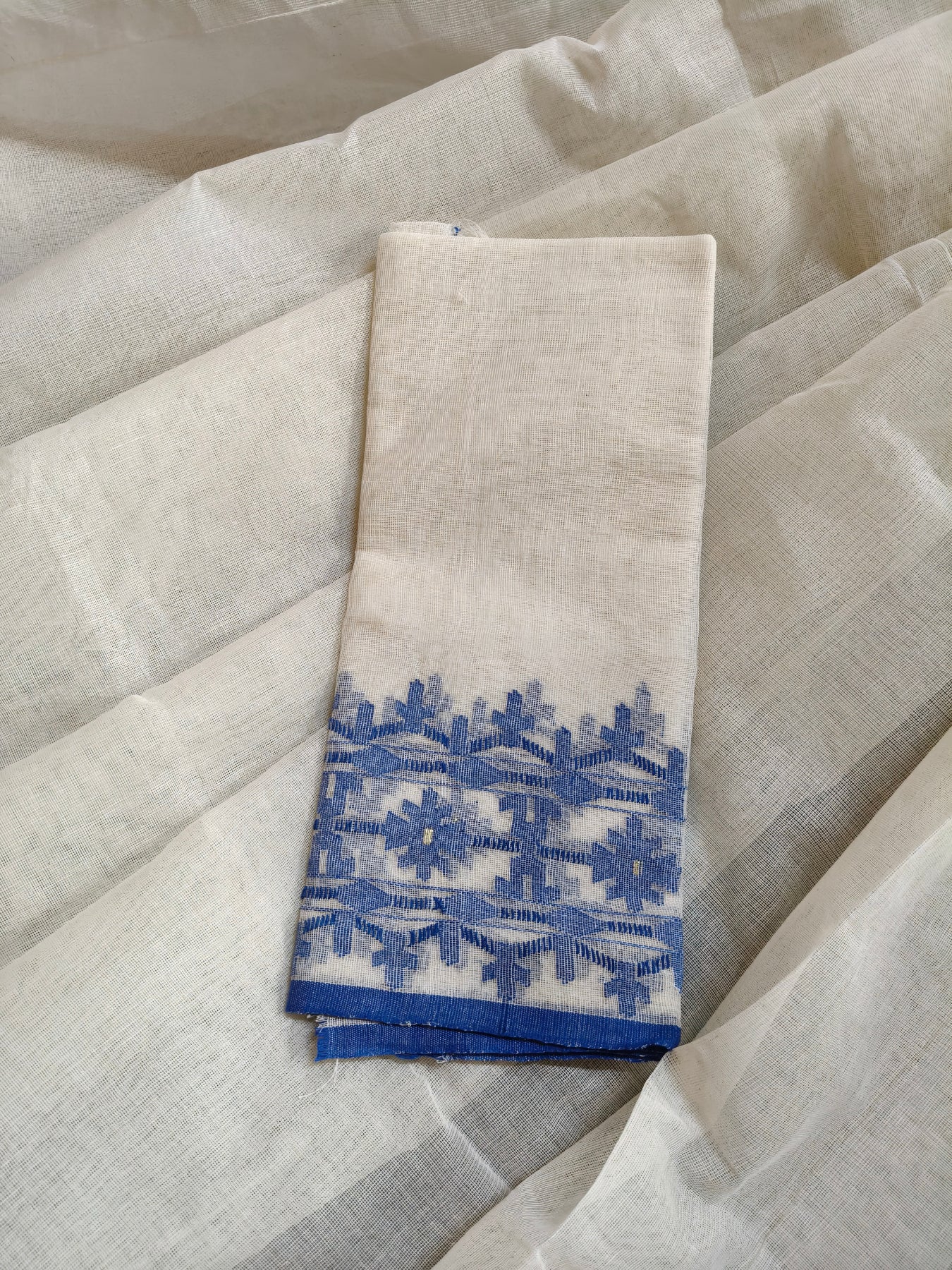OFF WHITE COTTON (80 COUNT) PURE HANDLOOM DHAKAI JAMDANI SAREE