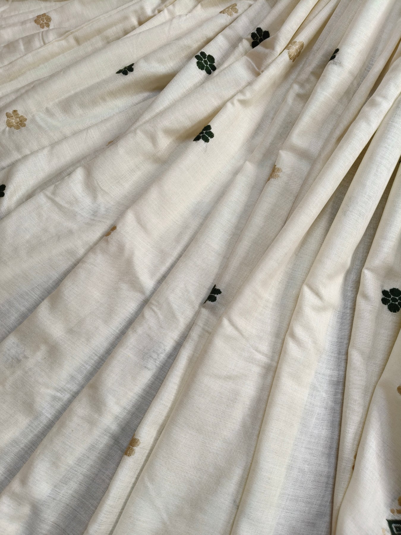 OFF WHITE ERI SILK PURE HANDLOOM ASSAMES SAREE