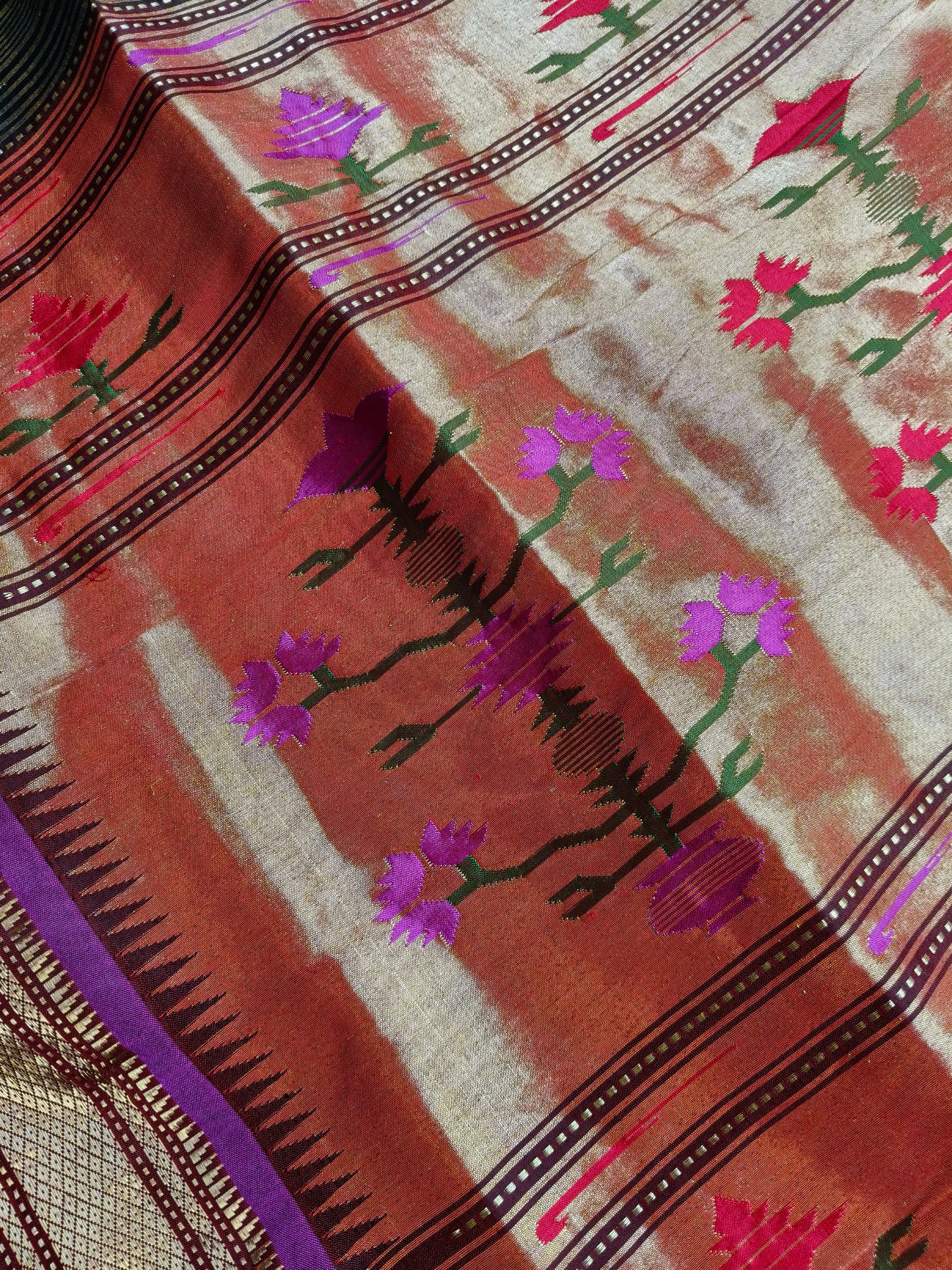 BLACK SILK PURE HANDLOOM PAITHANI SAREE