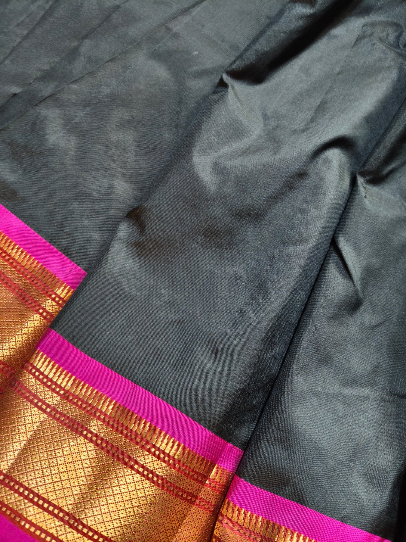 BLACK SILK PURE HANDLOOM PAITHANI SAREE