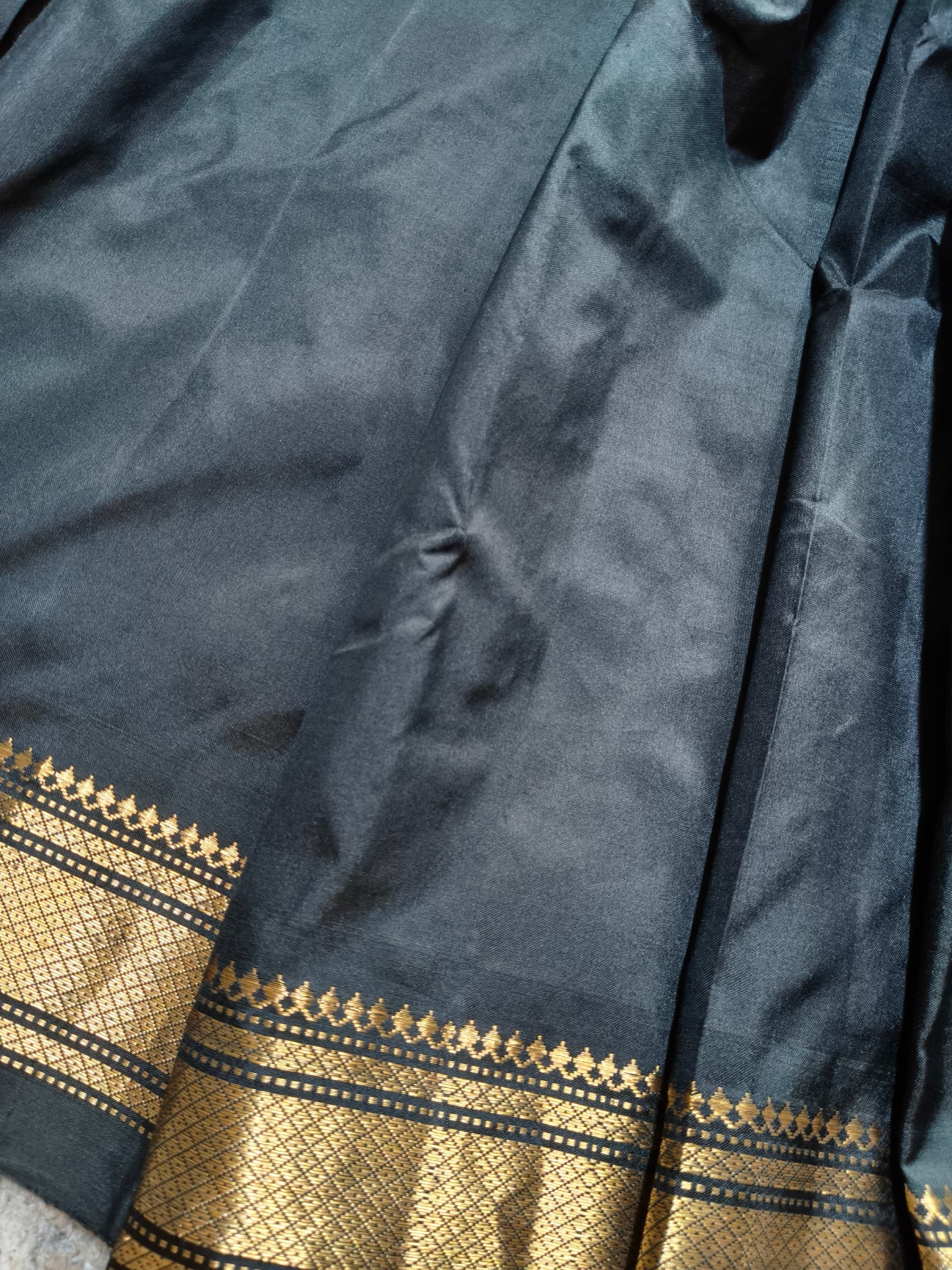 BLACK SILK PURE HANDLOOM PAITHANI SAREE