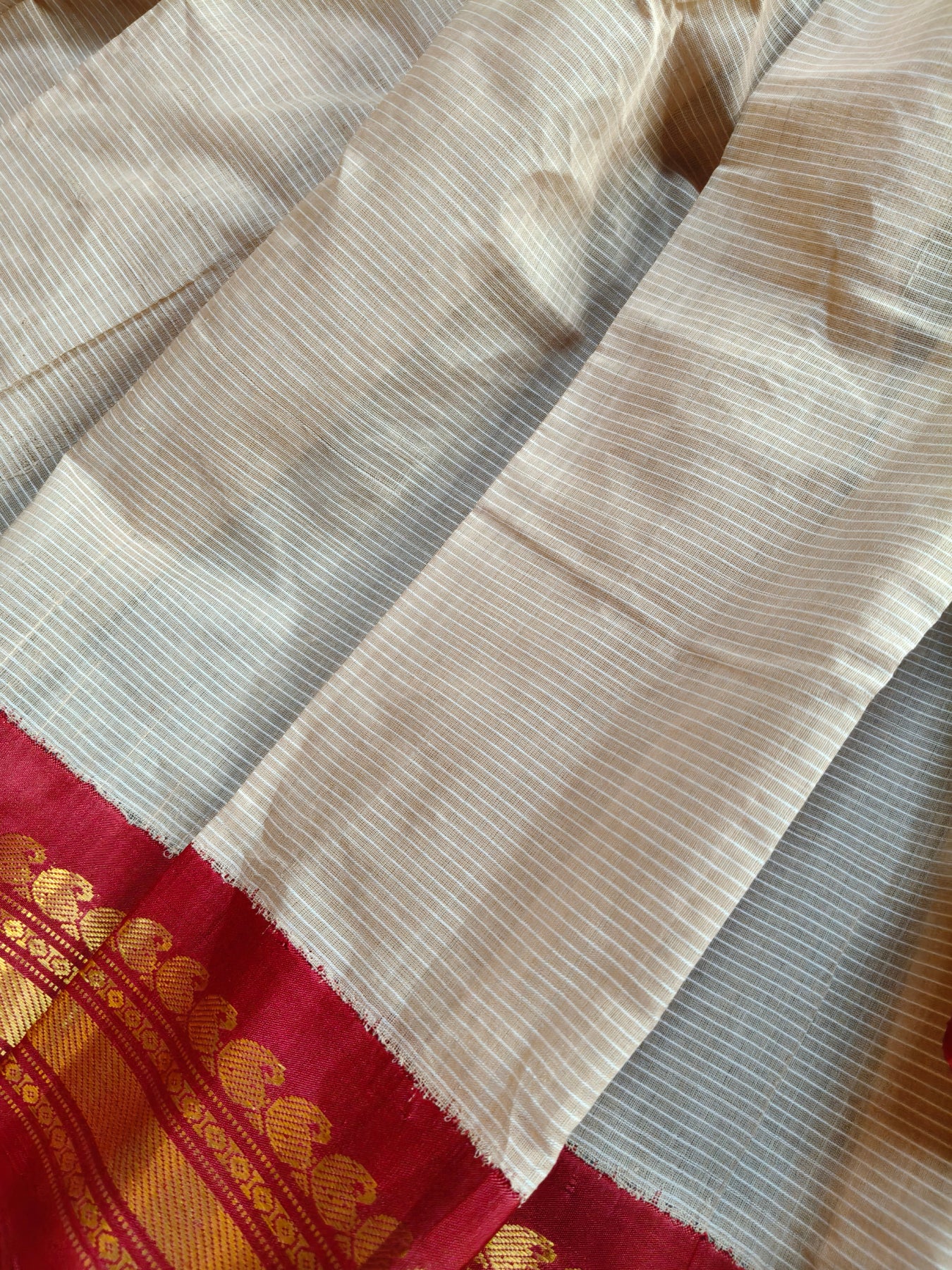 BEIGE COTTON PURE HANDLOOM GADWAL SAREE