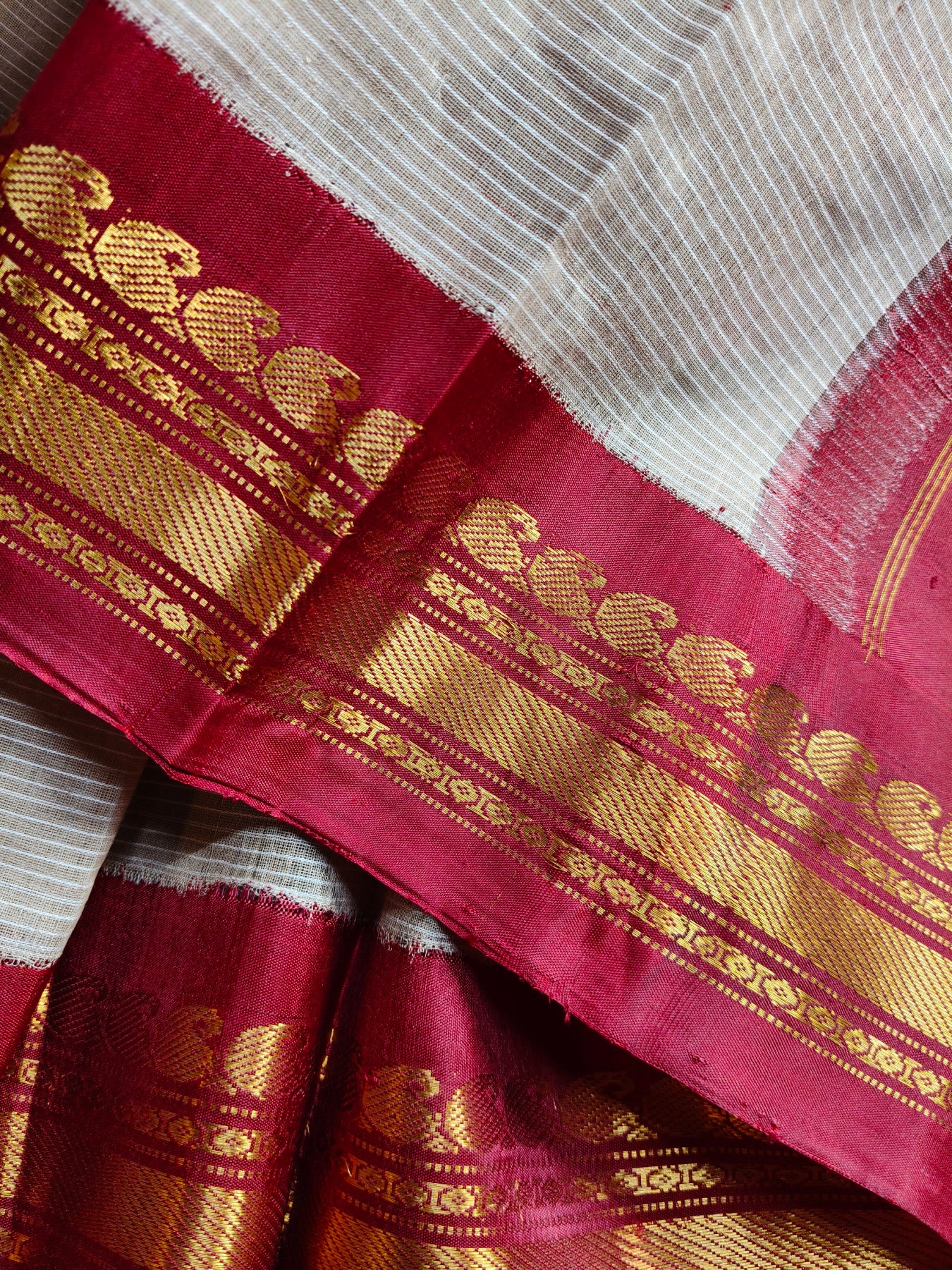 BEIGE COTTON PURE HANDLOOM GADWAL SAREE