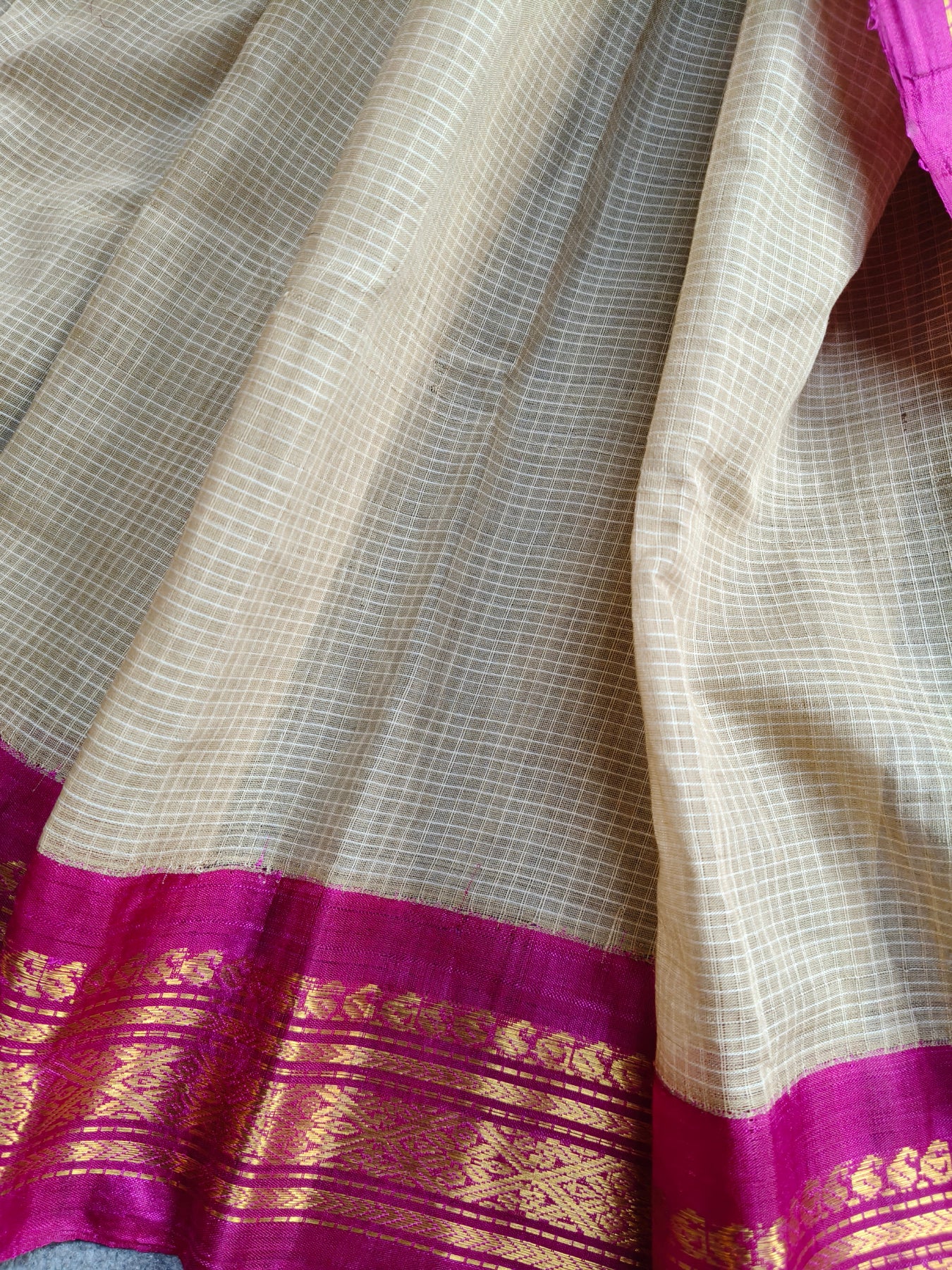 BEIGE COTTON PURE HANDLOOM GADWAL SAREE