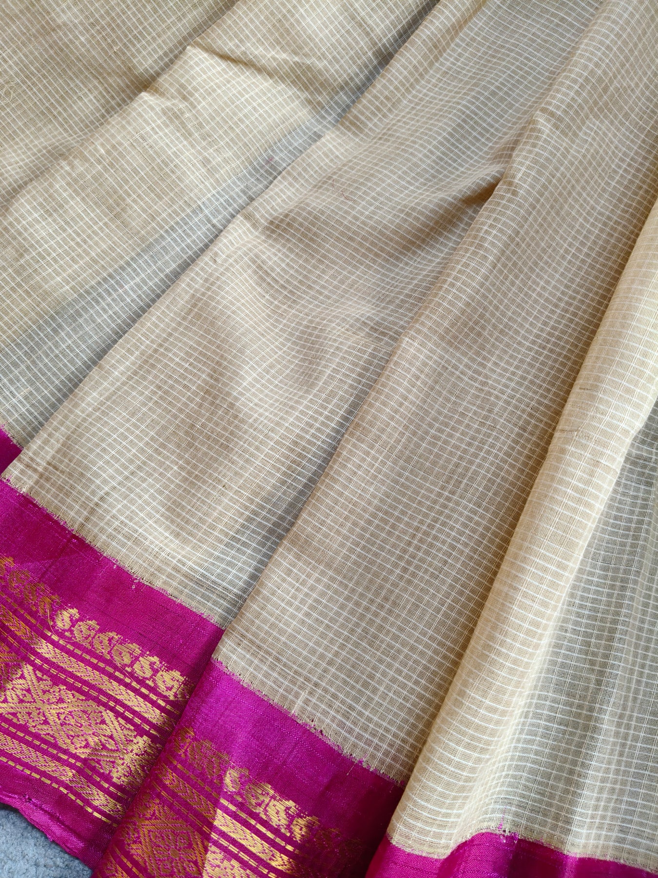 BEIGE COTTON PURE HANDLOOM GADWAL SAREE