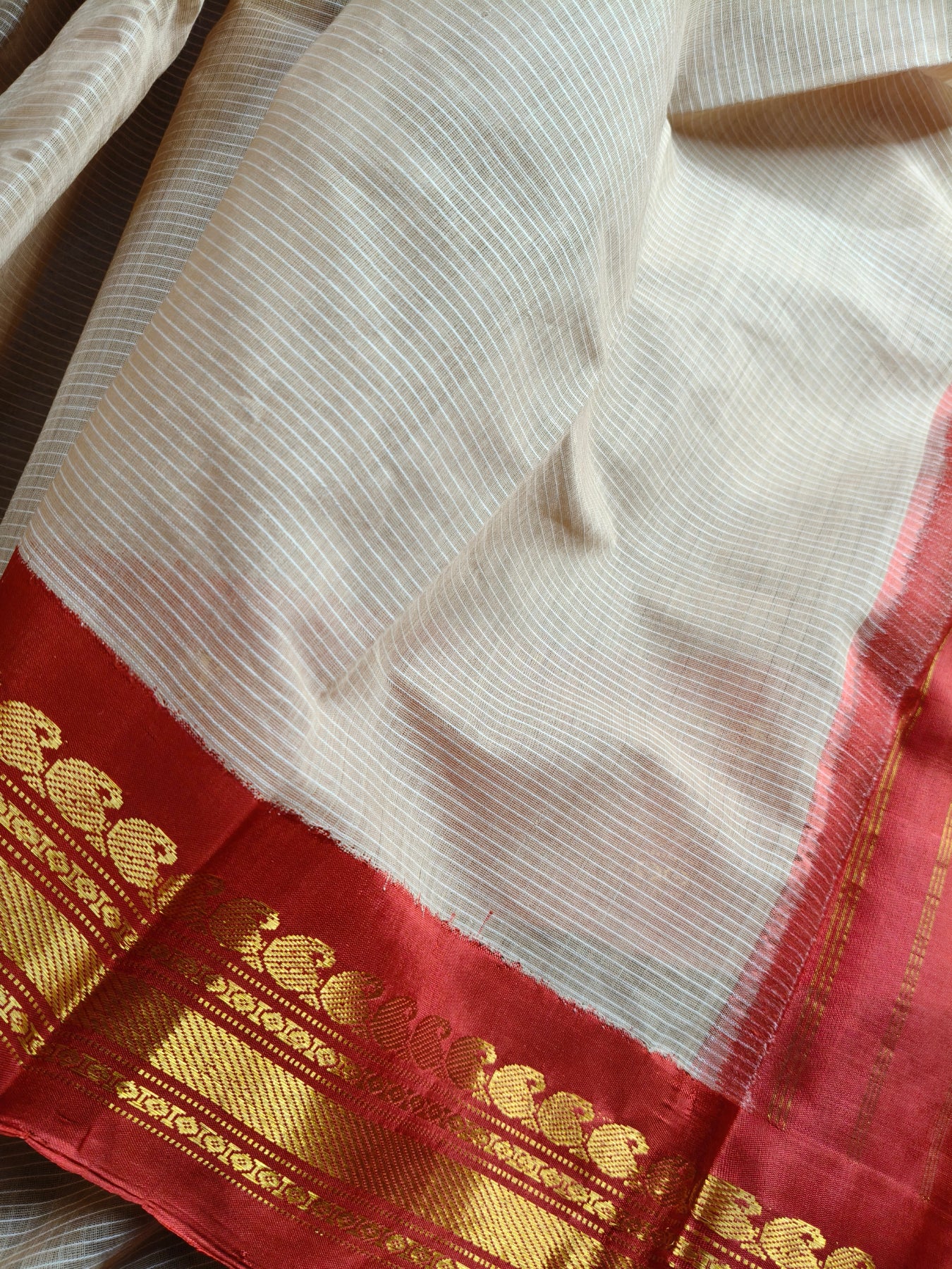 BEIGE COTTON PURE HANDLOOM GADWAL SAREE