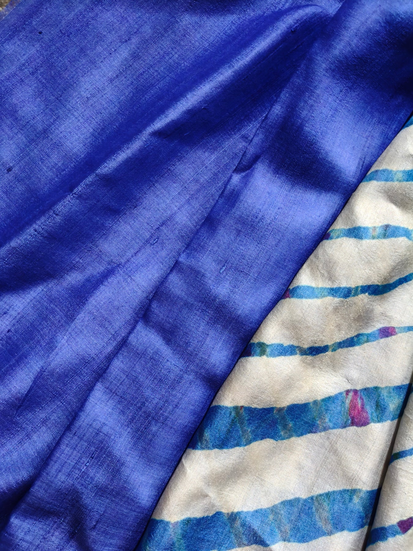 WHITE BLUE TUSSAR SILK PURE HANDLOOM LEHERIYA SAREE