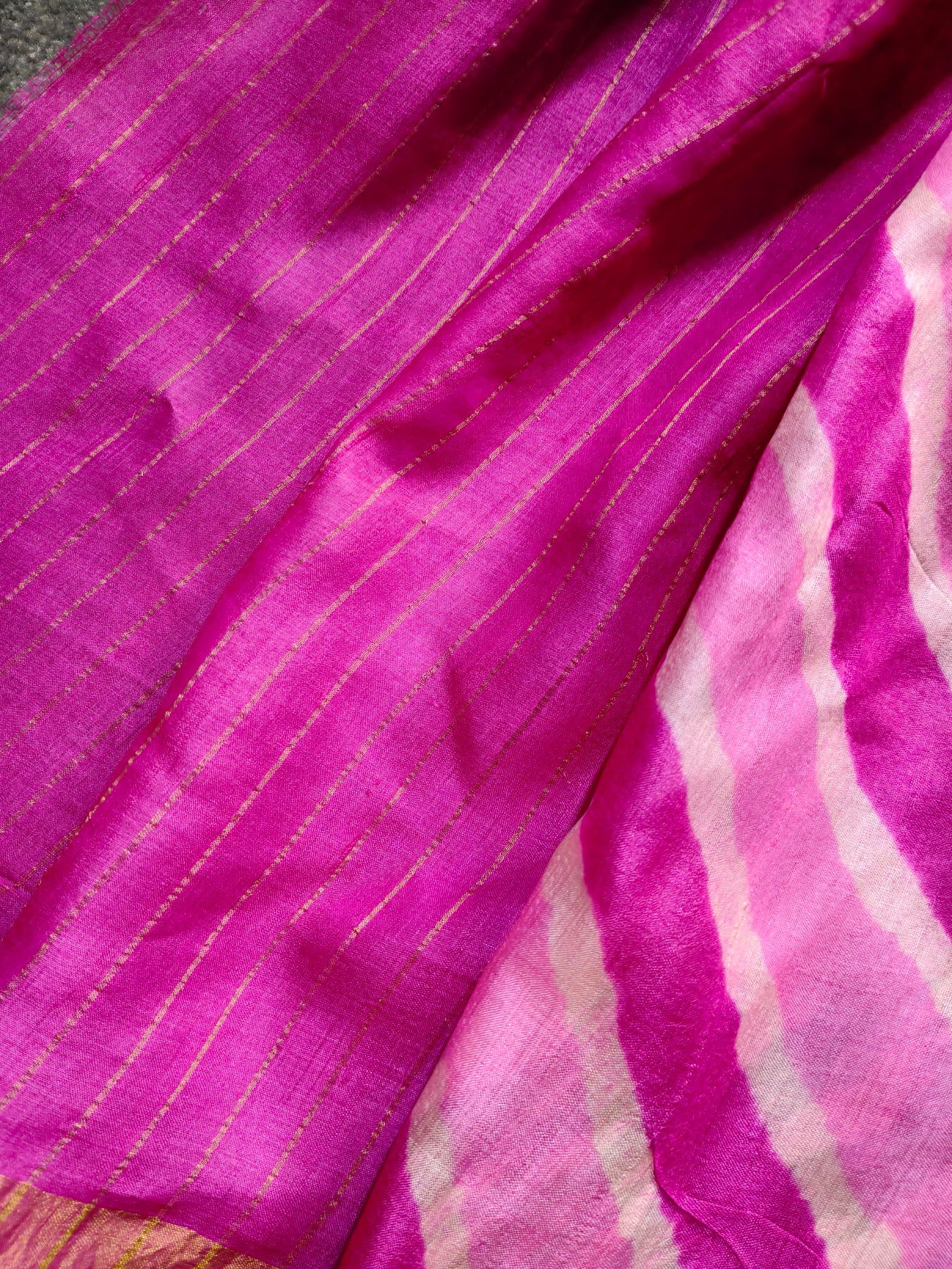 PINK AND WHITE TUSSAR SILK PURE HANDLOOM LEHERIYA SAREE