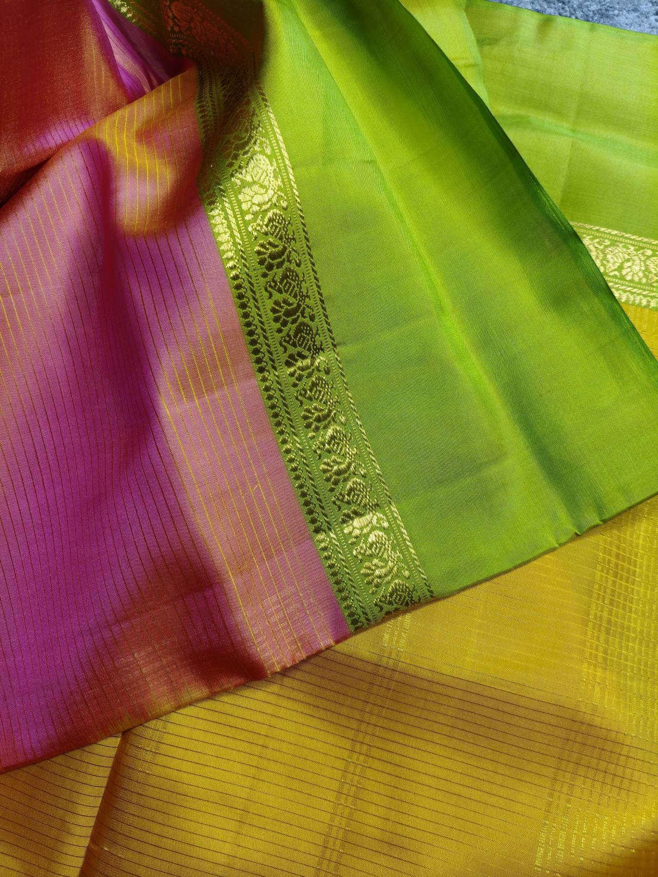 CORAL PINK SILK PURE HANDLOOM KANJIVARAM SAREE