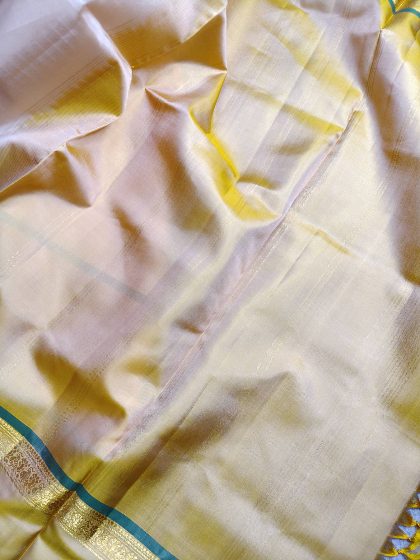 SANDALWOOD SILK PURE HANDLOOM KANJIVARAM SAREE