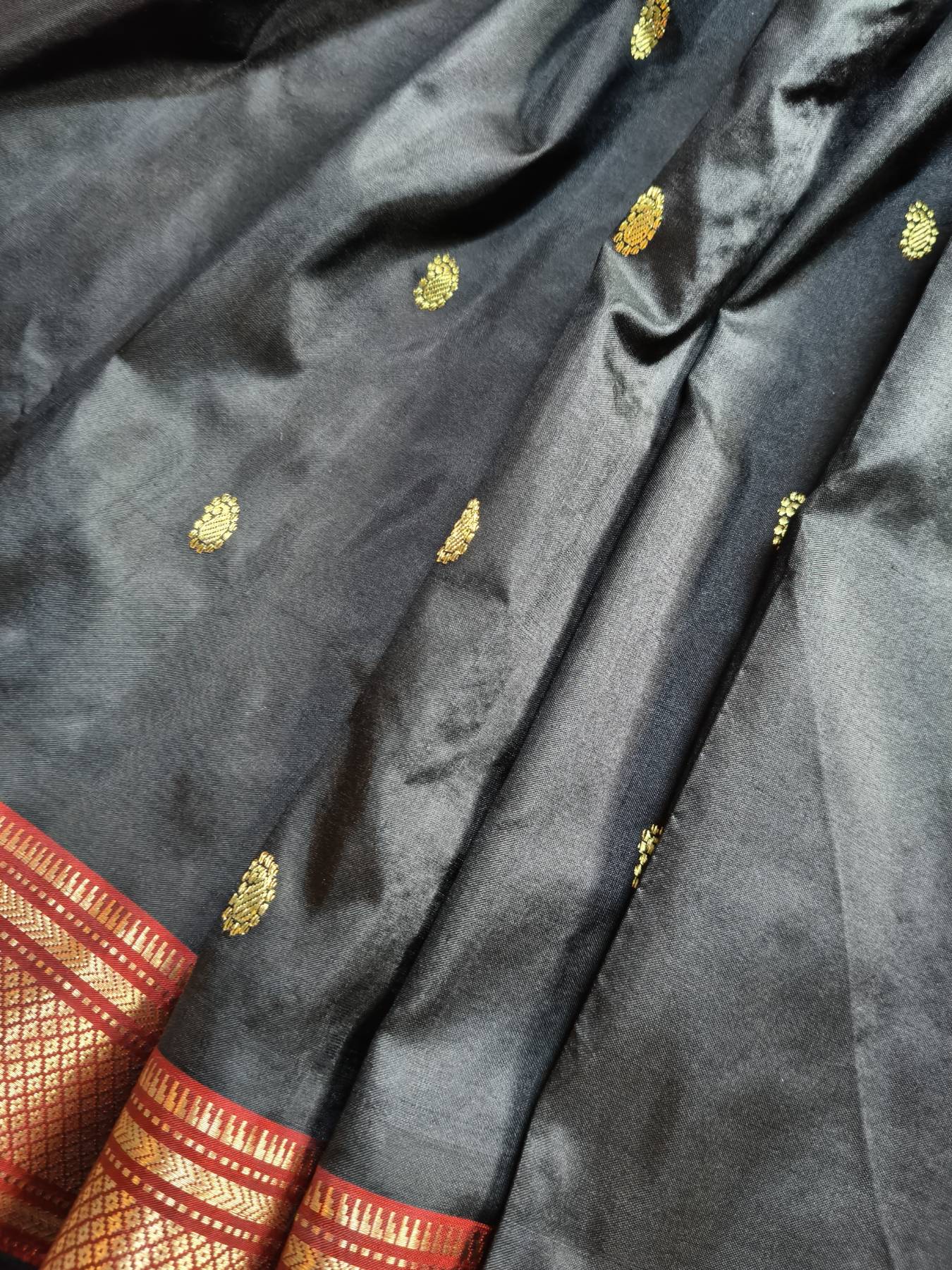 BLACK SILK PURE HANDLOOM PAITHANI SAREE
