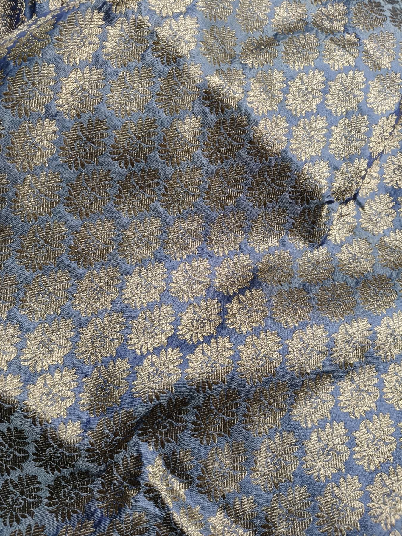 GREY SILK PURE HANDLOOM BANARASI SAREE