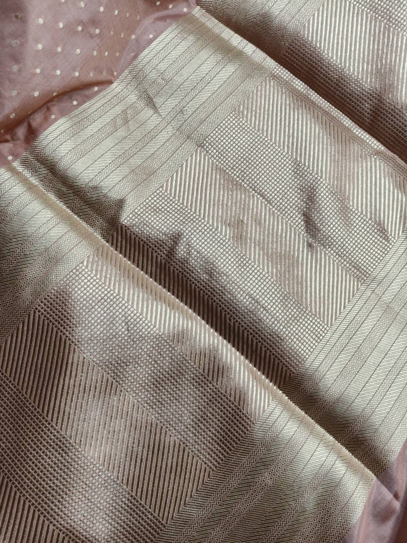 PEACH SILK PURE HANDLOOM BANARASI SAREE