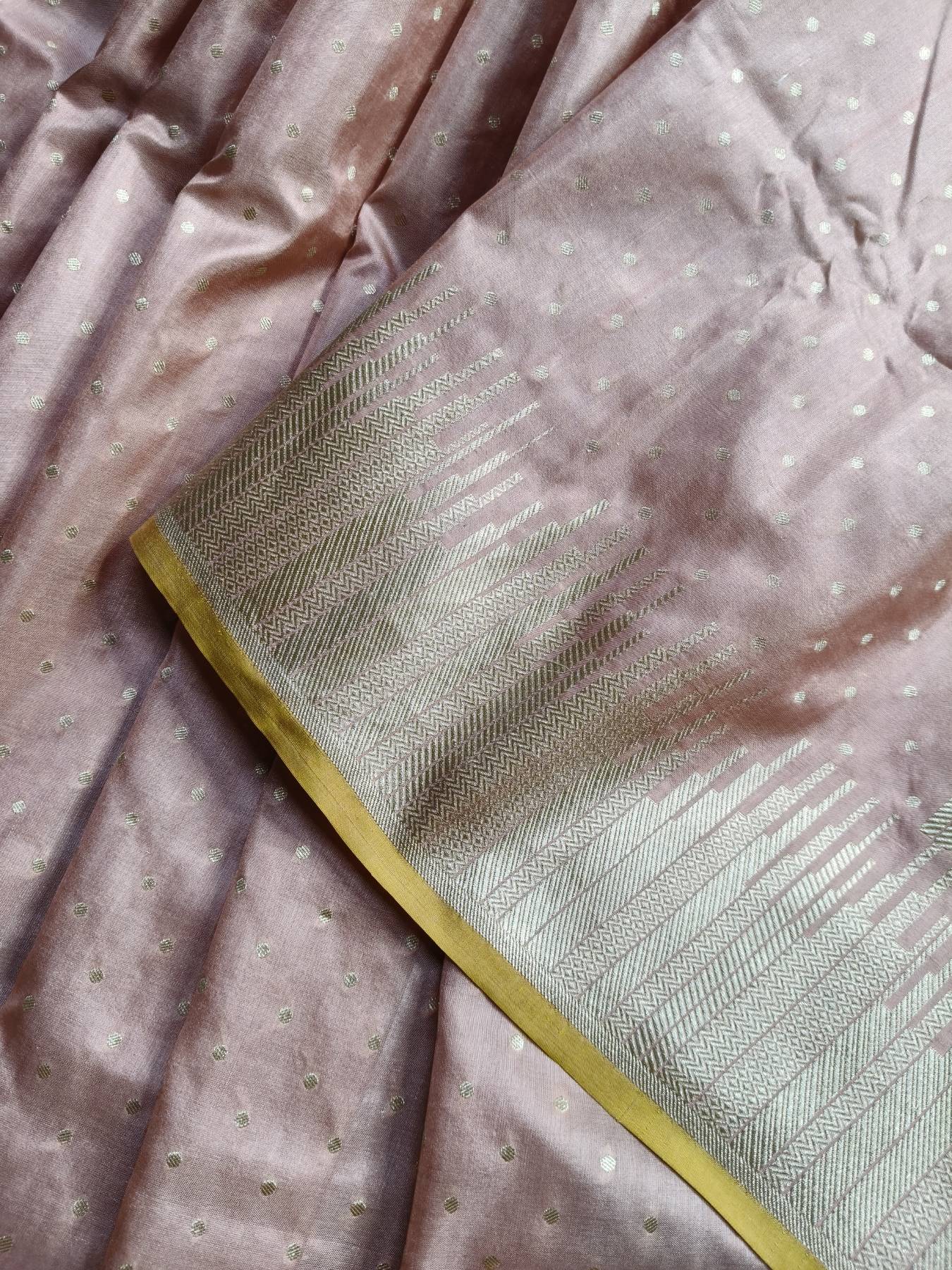 PEACH SILK PURE HANDLOOM BANARASI SAREE