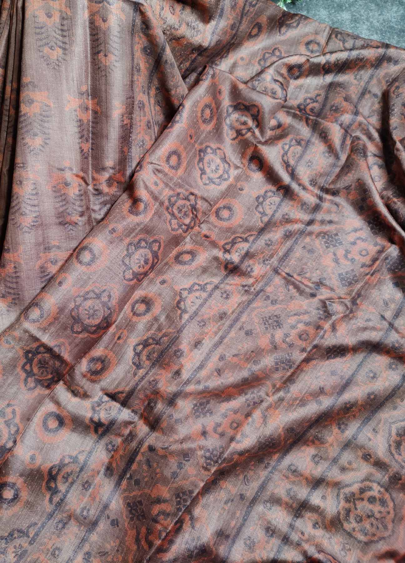 DARK CARAMEL TUSSAR SILK PURE HANDLOOM ORGANIC DYE HANDBLOCK PRINT SAREE