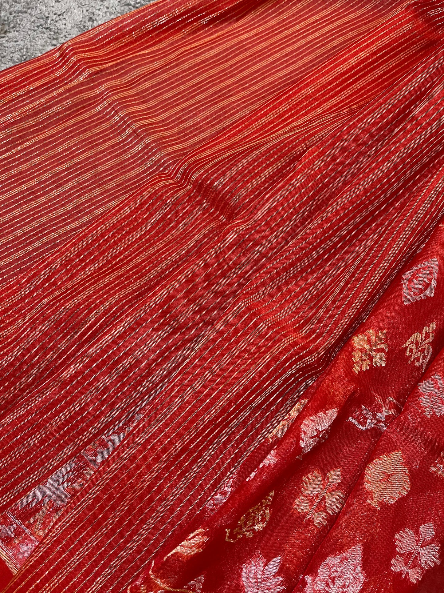 RED COTTON PURE HANDLOOM BANARASI SAREE