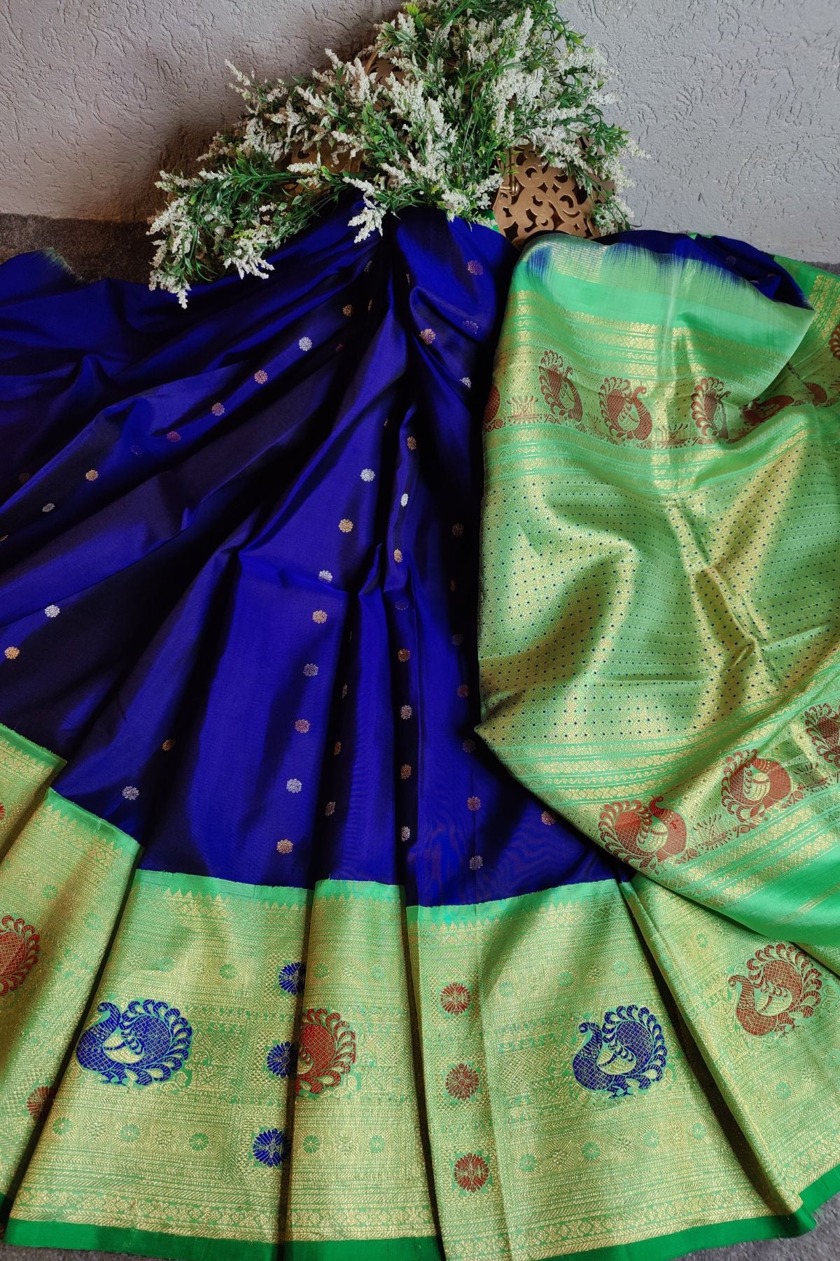 BLUE PURE SILK HANDLOOM GADWAL SAREE