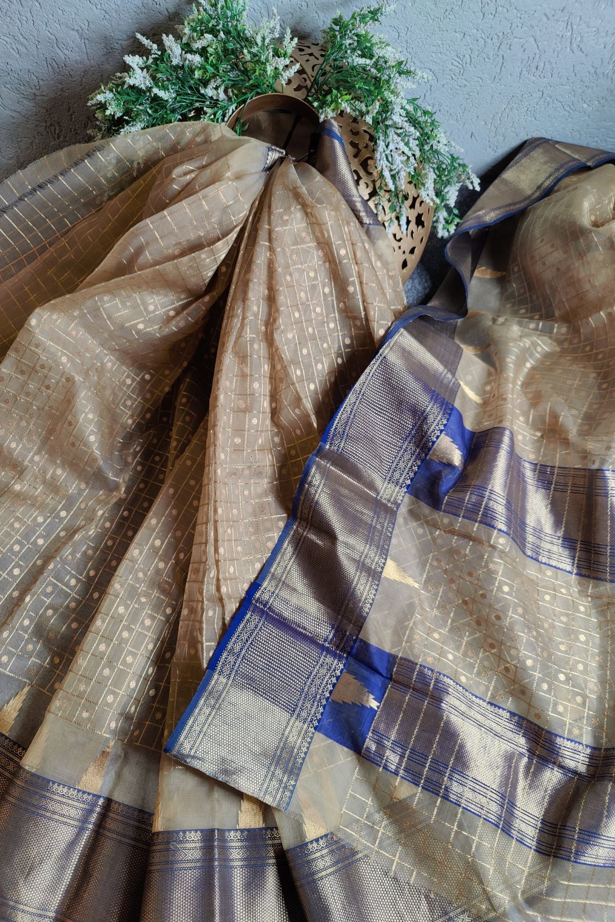 BEIGE PURE HANDLOOM SILK CHANDERI SAREE