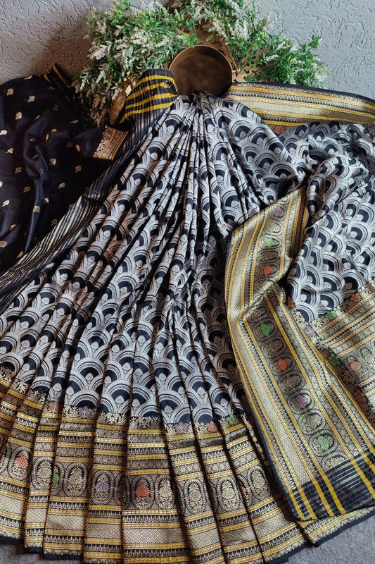BLACK PURE SILK HANDLOOM BANARASI SAREE