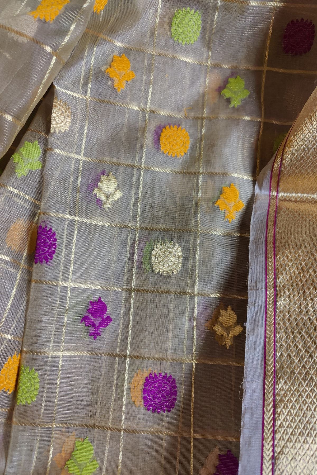 BEIGE PURE HANDLOOM CHANDERI SAREE