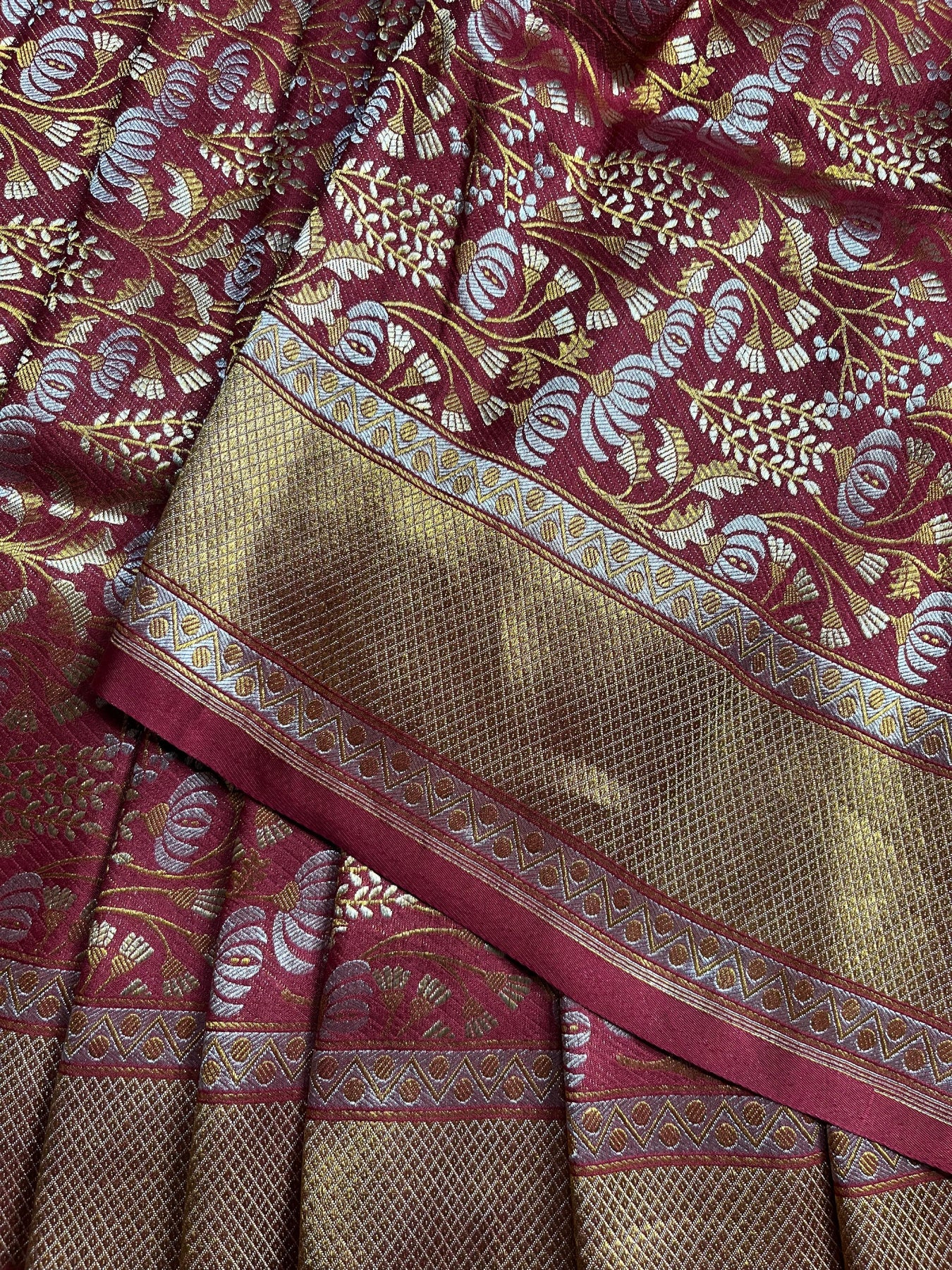 RED SILK PURE HANDLOOM BANARASI SAREE