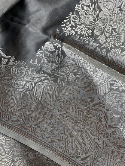 GREY BOTH SIDE SILK PURE HANDLOOM BANARASI SAREE