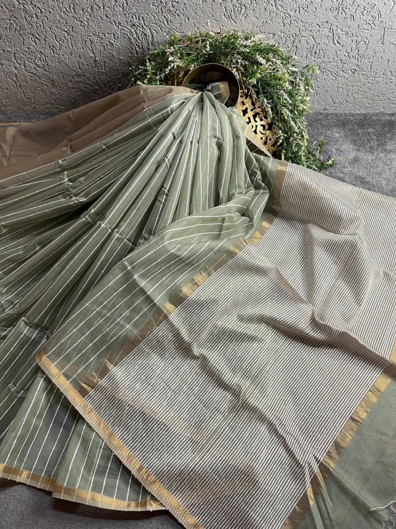 SAGE GREEN SICO PURE HANDLOOM MAHESHWARI SAREE
