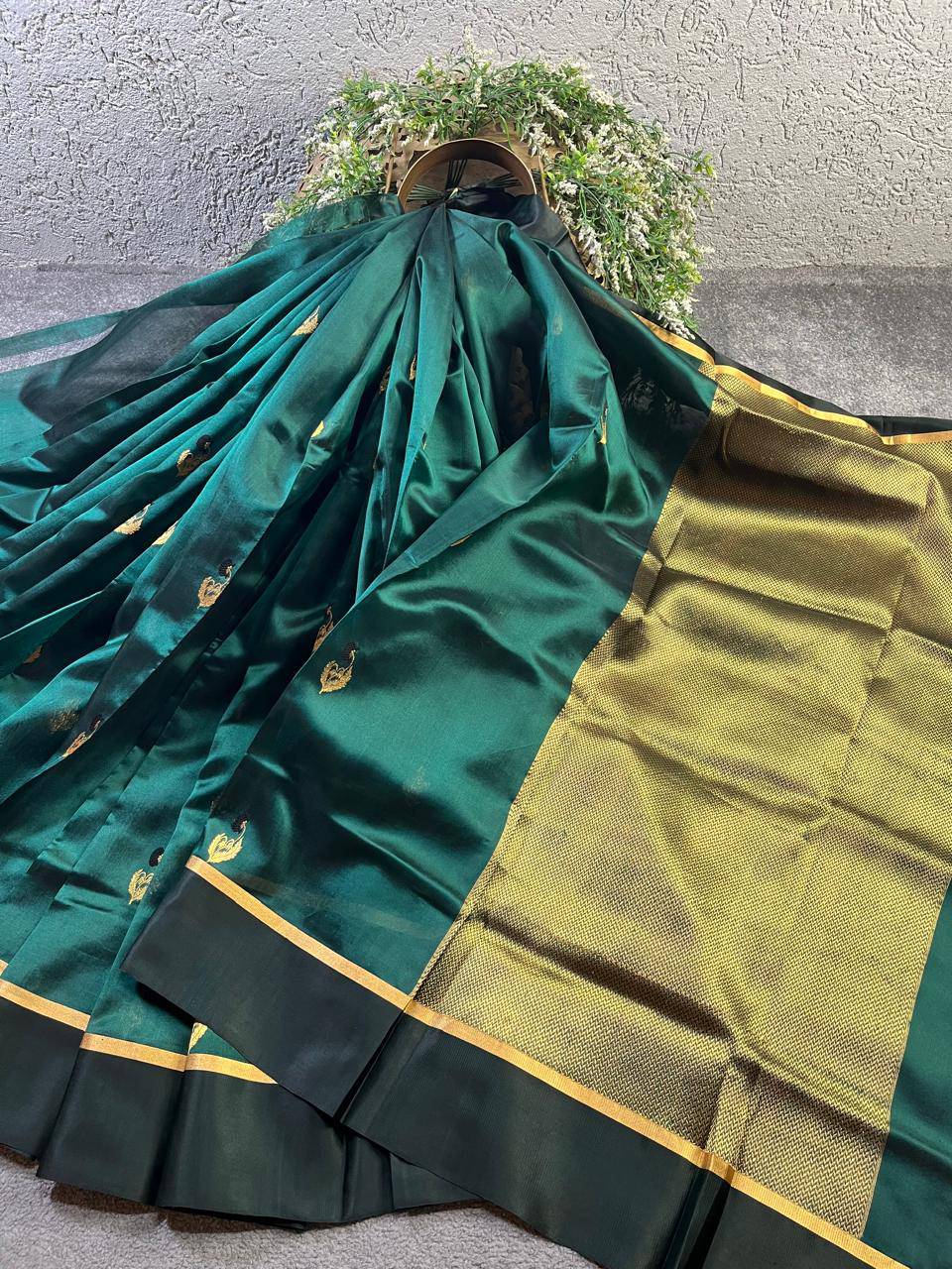 BOTTLE GREEN SILK PURE HANDLOOM CHANDERI SAREE