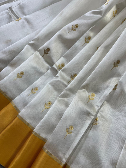 WHITE SILK PURE HANDLOOM CHANDERI SAREE
