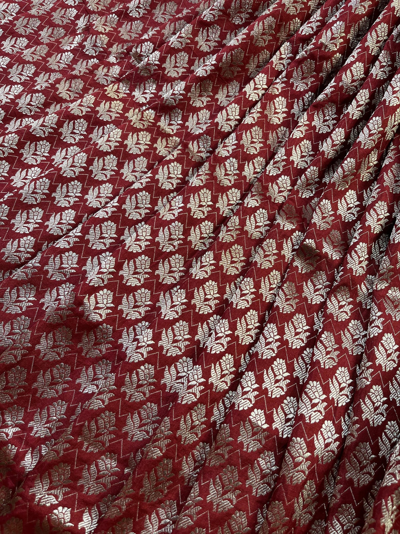 RED SILK PURE HANDLOOM BANARASI SAREE