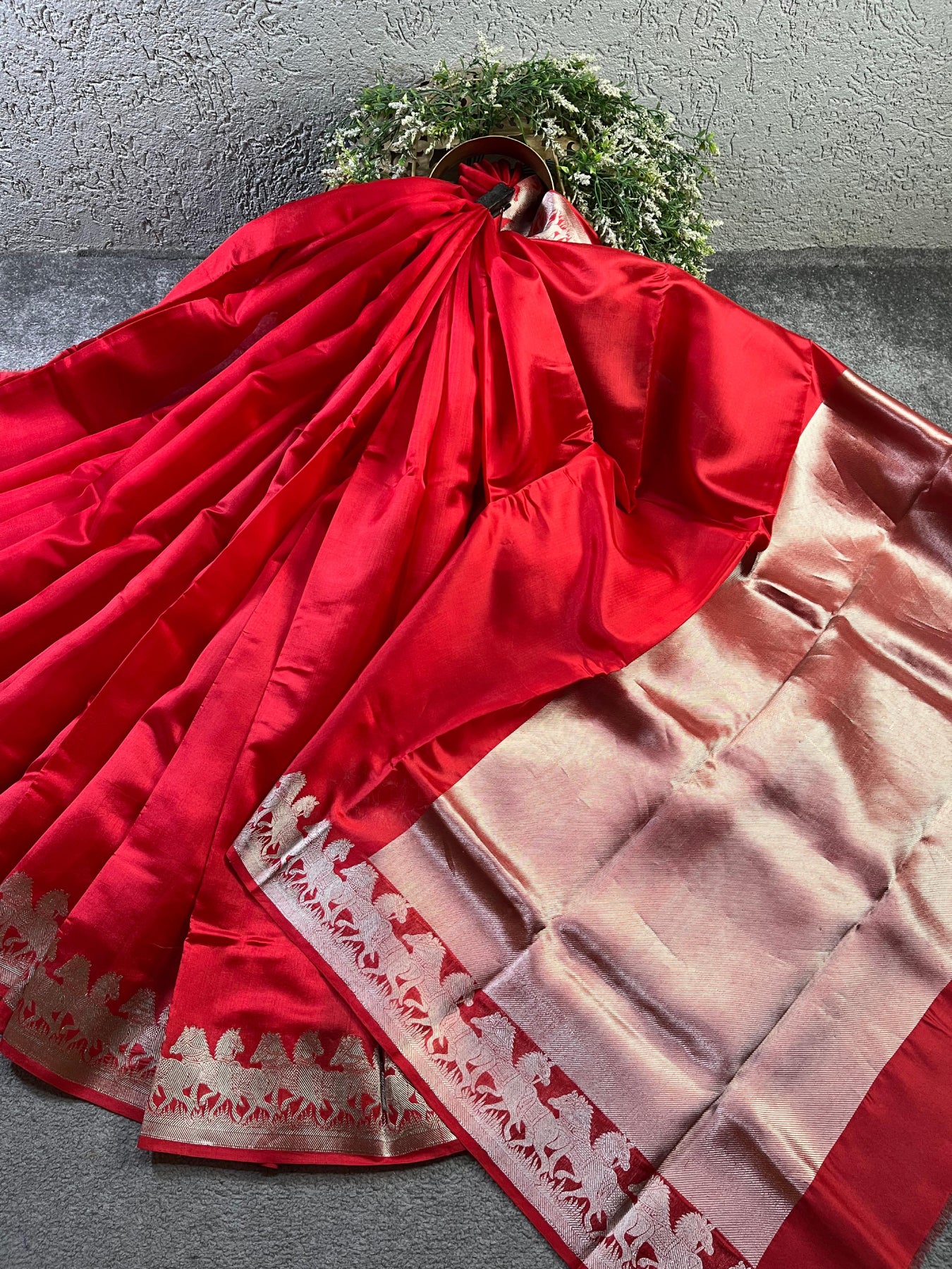 RED SILK PURE HANDLOOM  CHANDERI SAREE