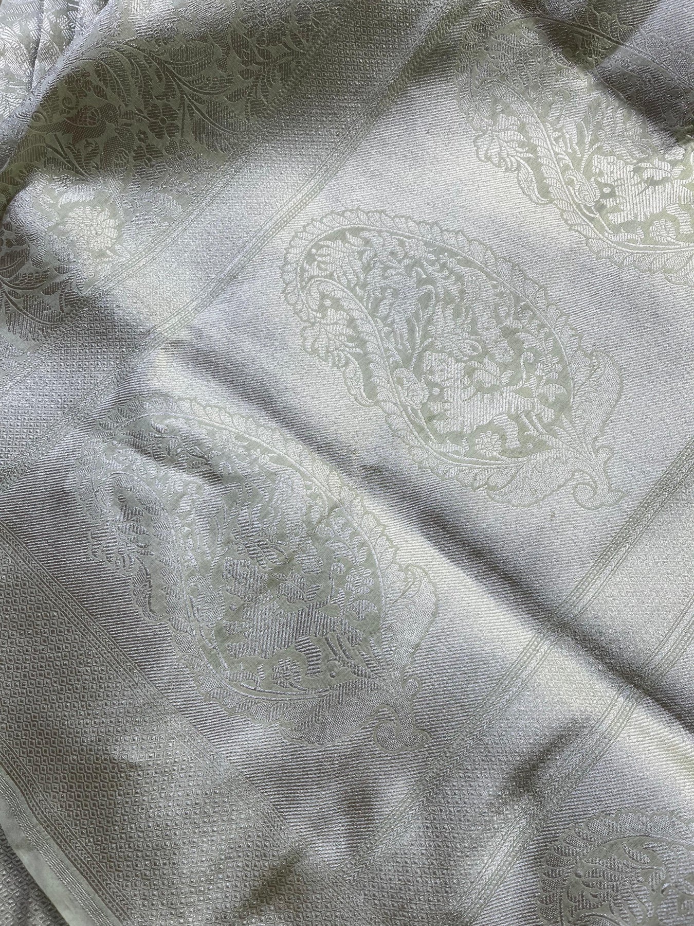 PISTA GREEN SILK PURE HANDLOOM BANARASI SAREE