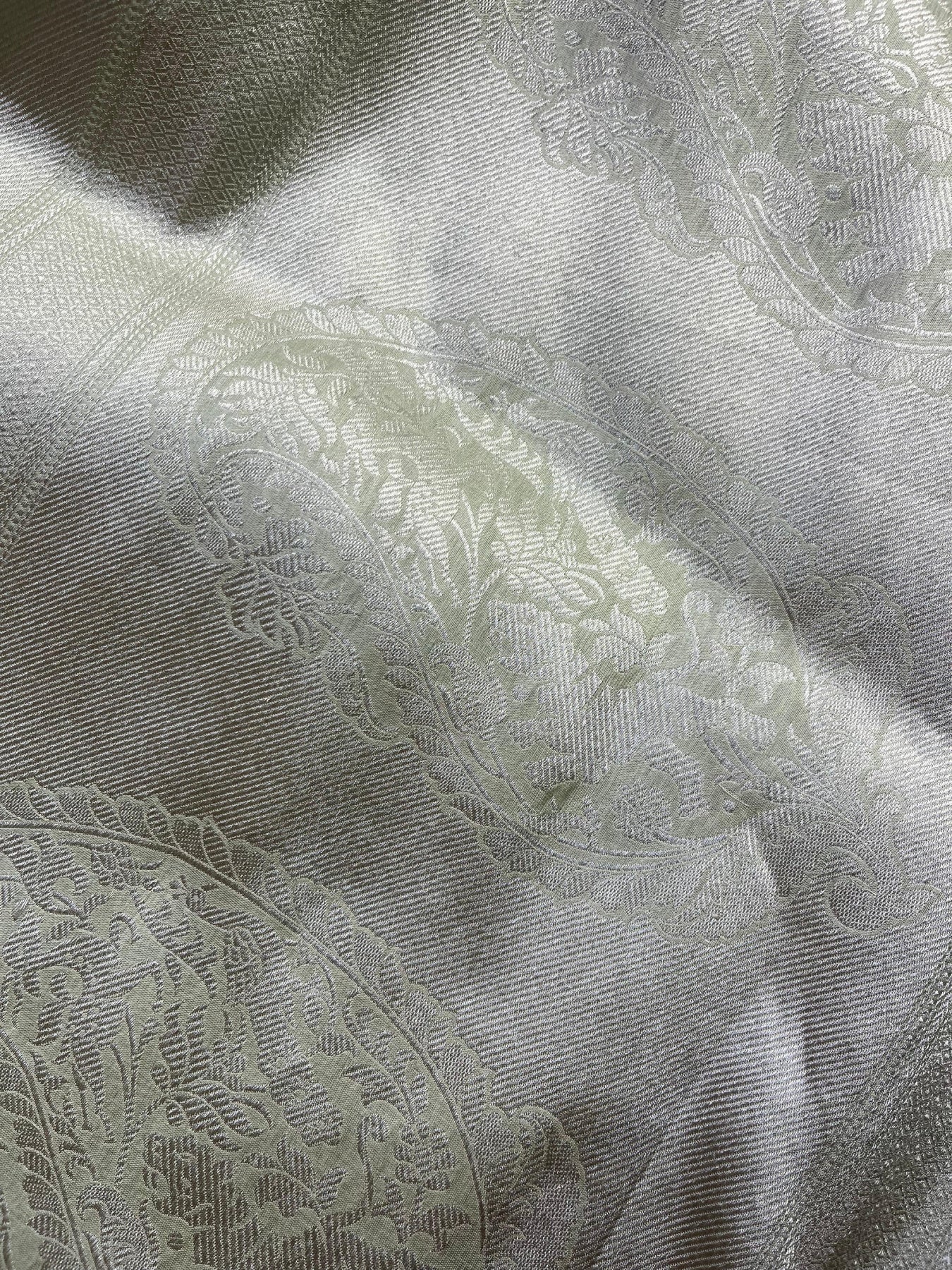 PISTA GREEN SILK PURE HANDLOOM BANARASI SAREE