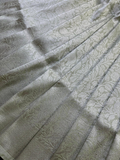 PISTA GREEN SILK PURE HANDLOOM BANARASI SAREE