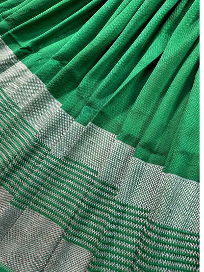 GREEN SATIN SILK PURE HANDLOOM BANARASI SAREE