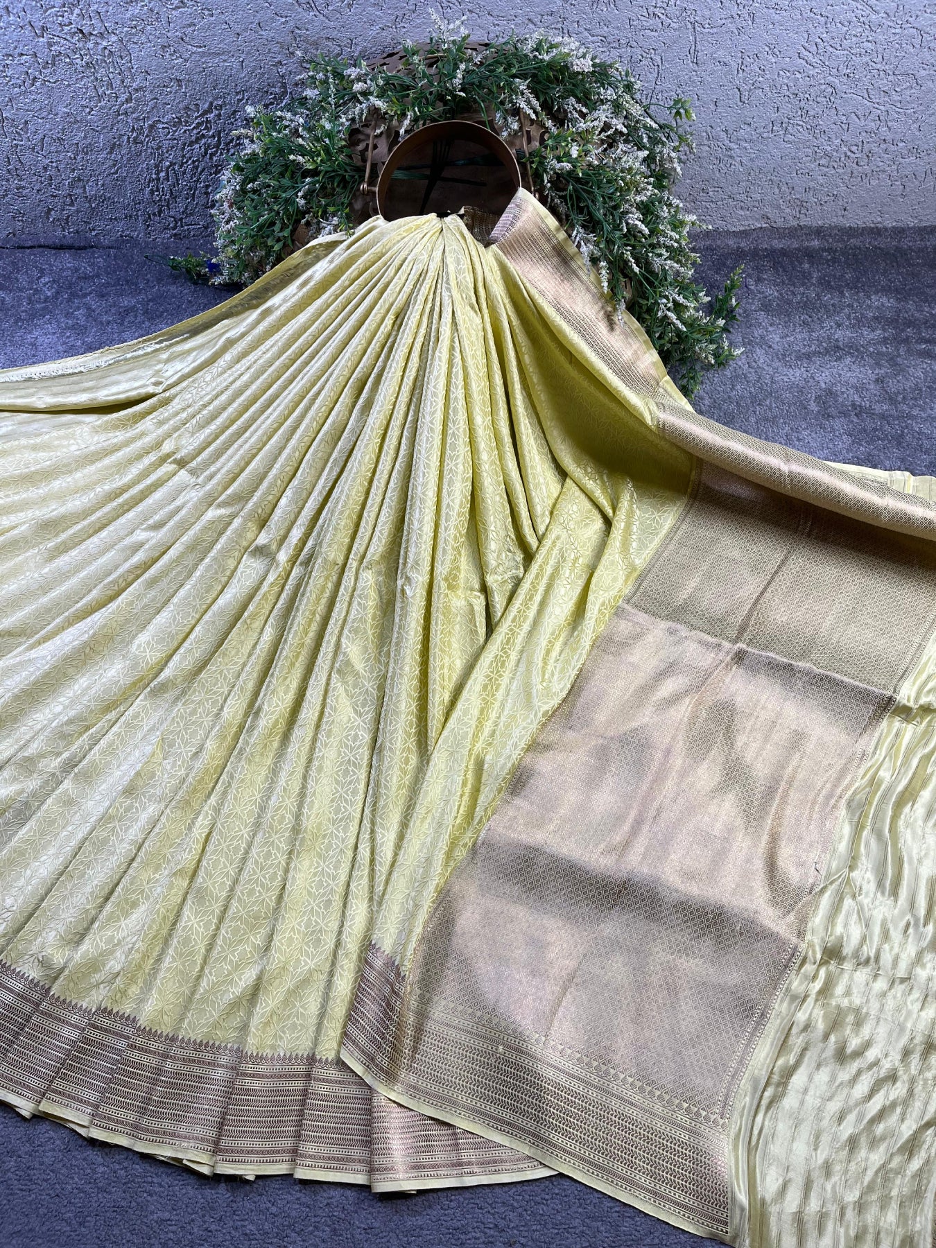 LIGHT YELLOW SATIN SILK PURE HANDLOOM BANARASI SAREE