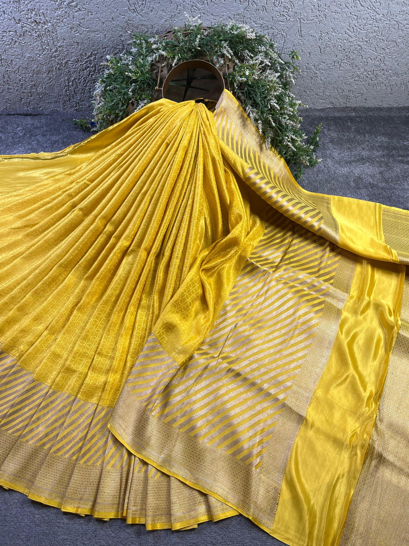 YELLOW SATIN SILK PURE HANDLOOM BANARASI SAREE