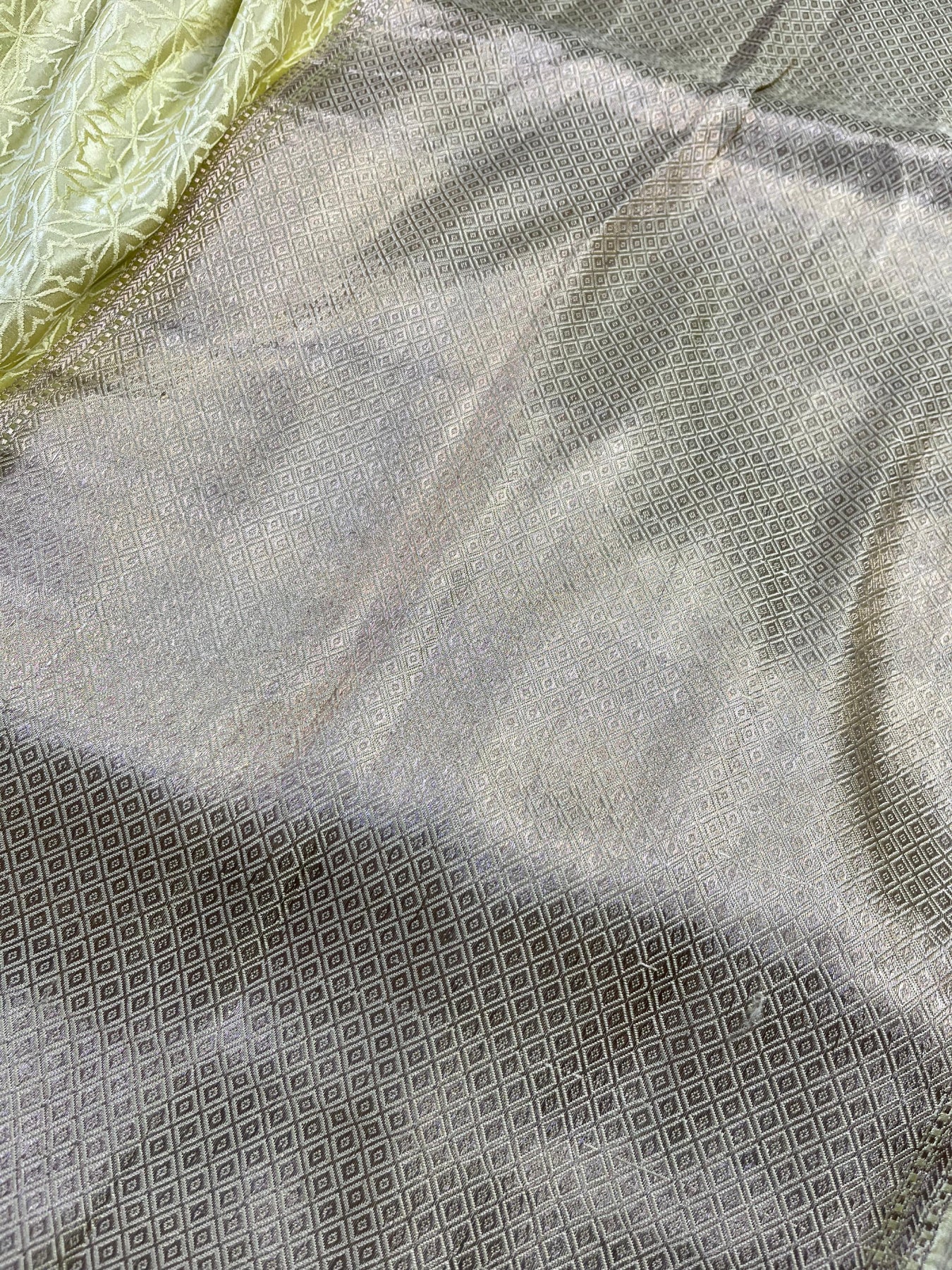 LIGHT YELLOW SATIN SILK PURE HANDLOOM BANARASI SAREE