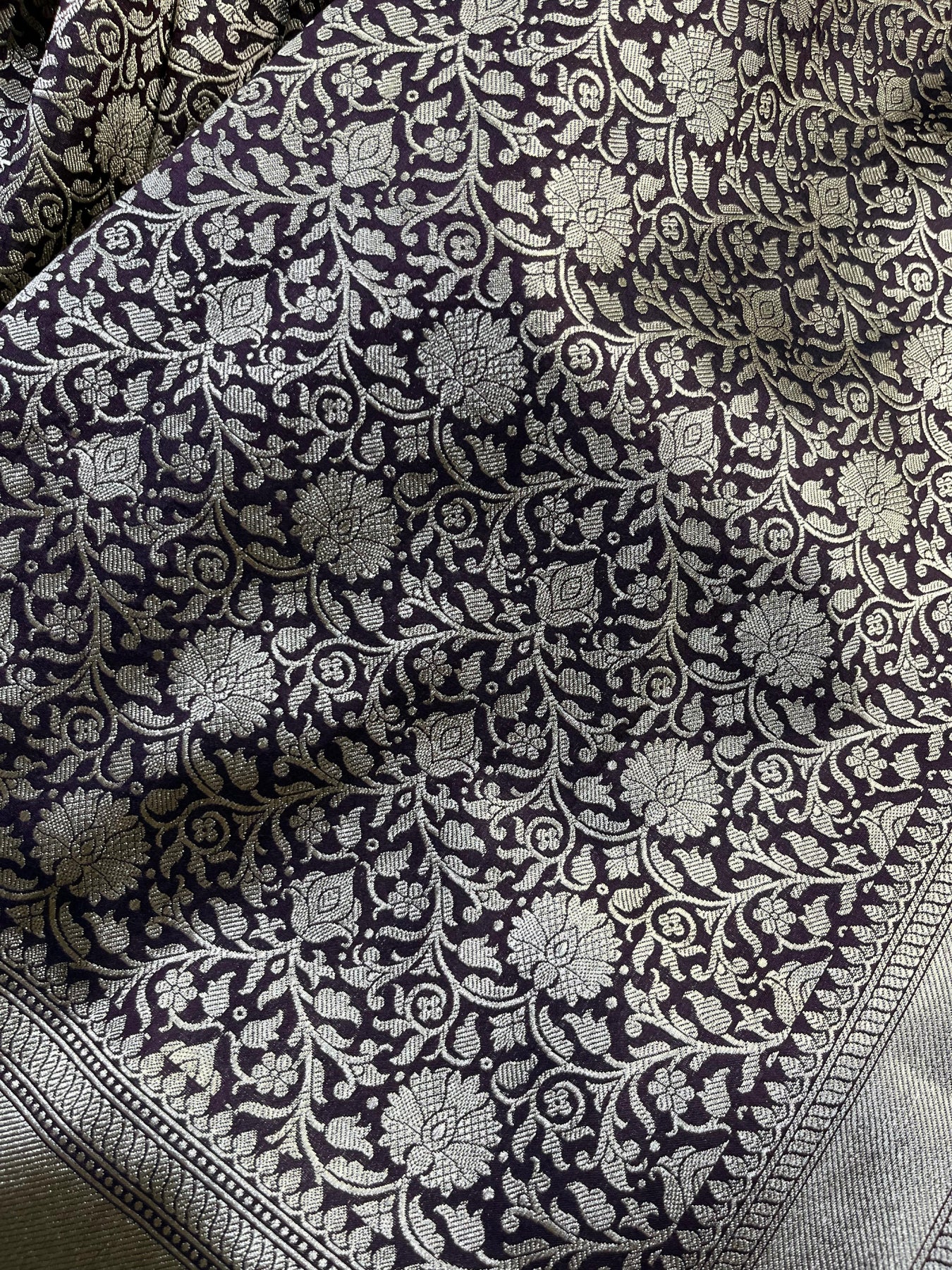 WINE SILK PURE HANDLOOM BANRASI SAREE