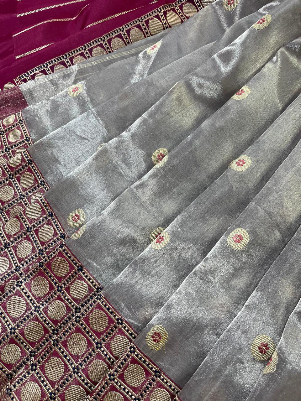 LIGHT MAUVE KORA TISSUE PURE HANDLOOM BANARASI SAREE