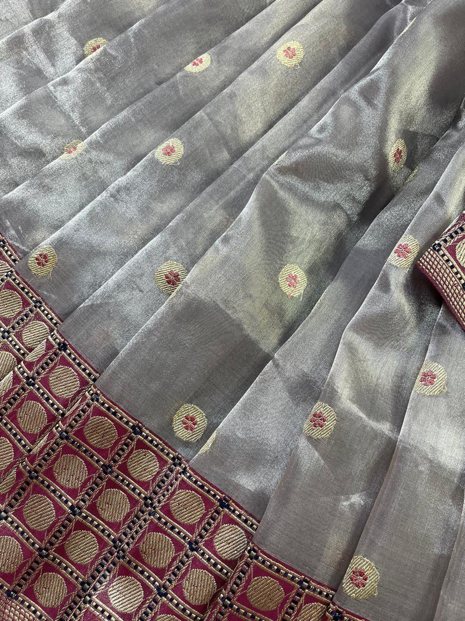 LIGHT MAUVE KORA TISSUE PURE HANDLOOM BANARASI SAREE