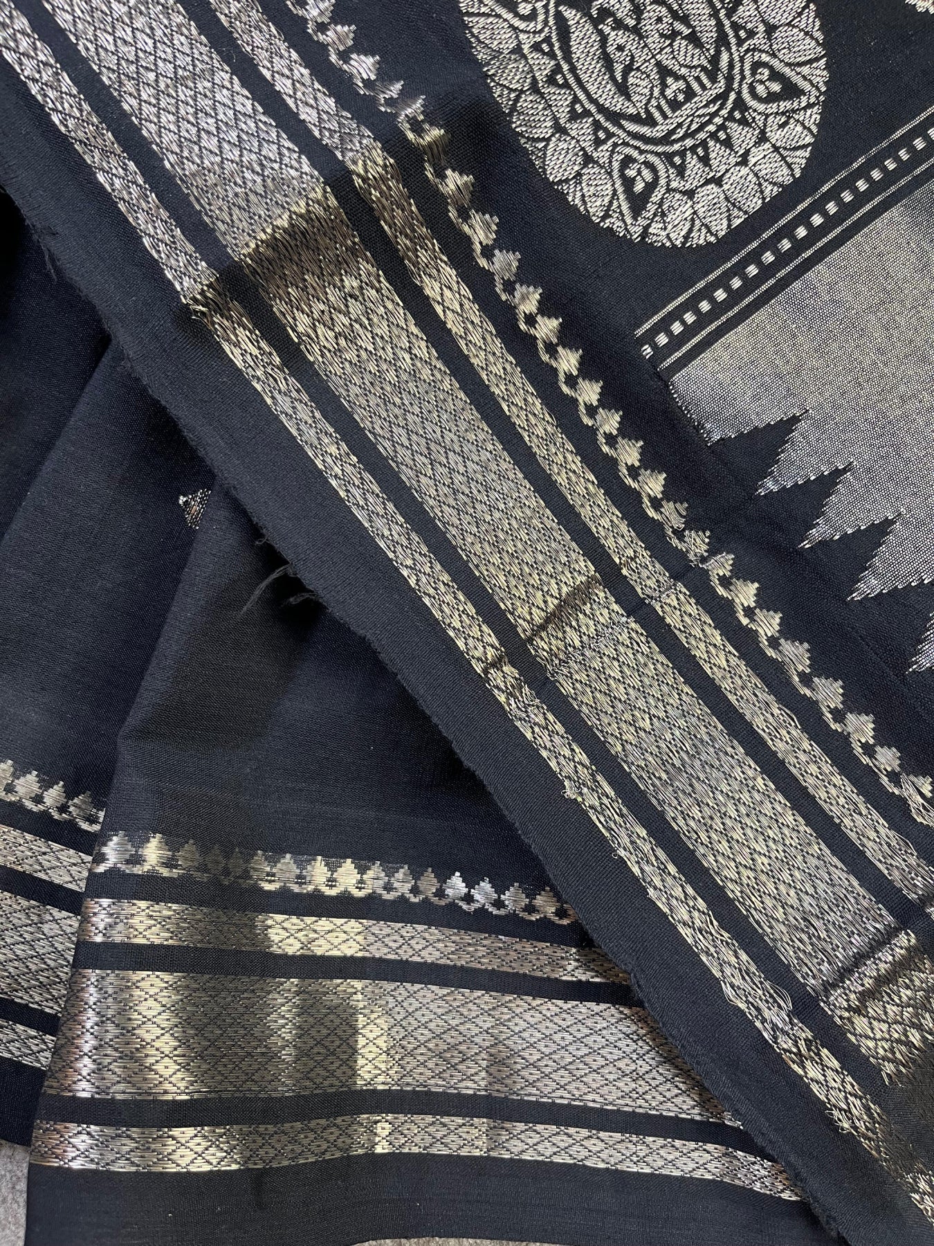 BLACK COTTON PURE HANDLOOM PAITHANI SAREE