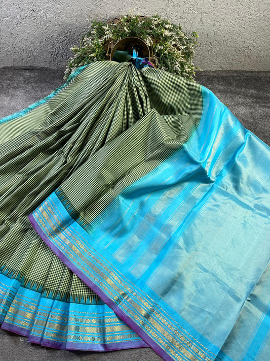 GREEN PISTA GREEN SILK PURE HANDLOOM GADWAL SAREE