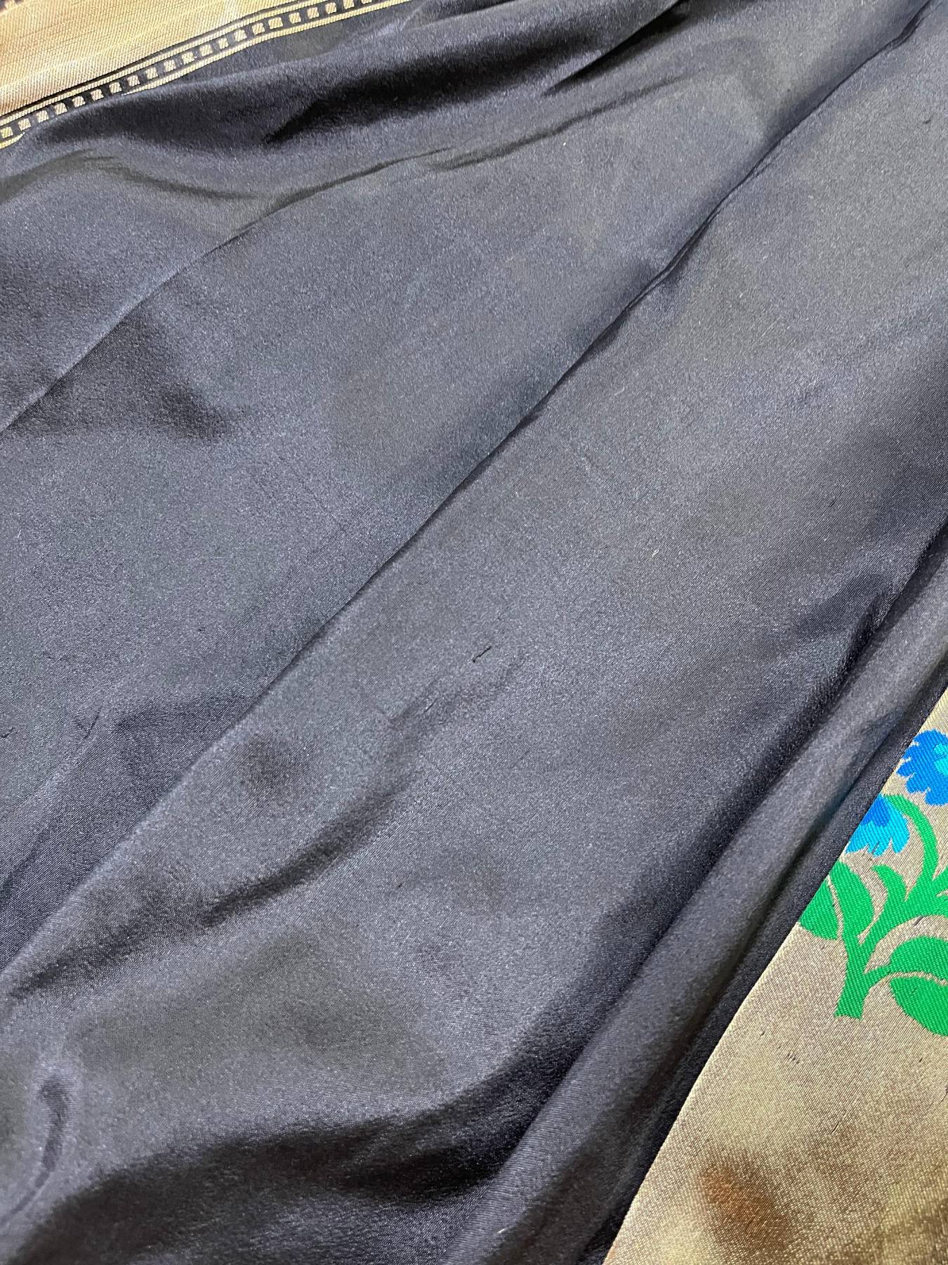 BLACK TISSUE SILK PURE HANDLOOM BANARASI SAREE